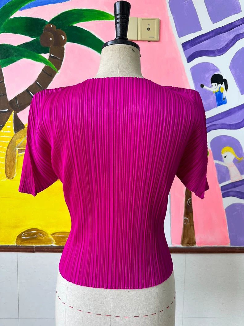 Issey Miyake Issey Miyake A hollowed-out plum-colored top Size L / US 10 / IT 46 - 3 Thumbnail