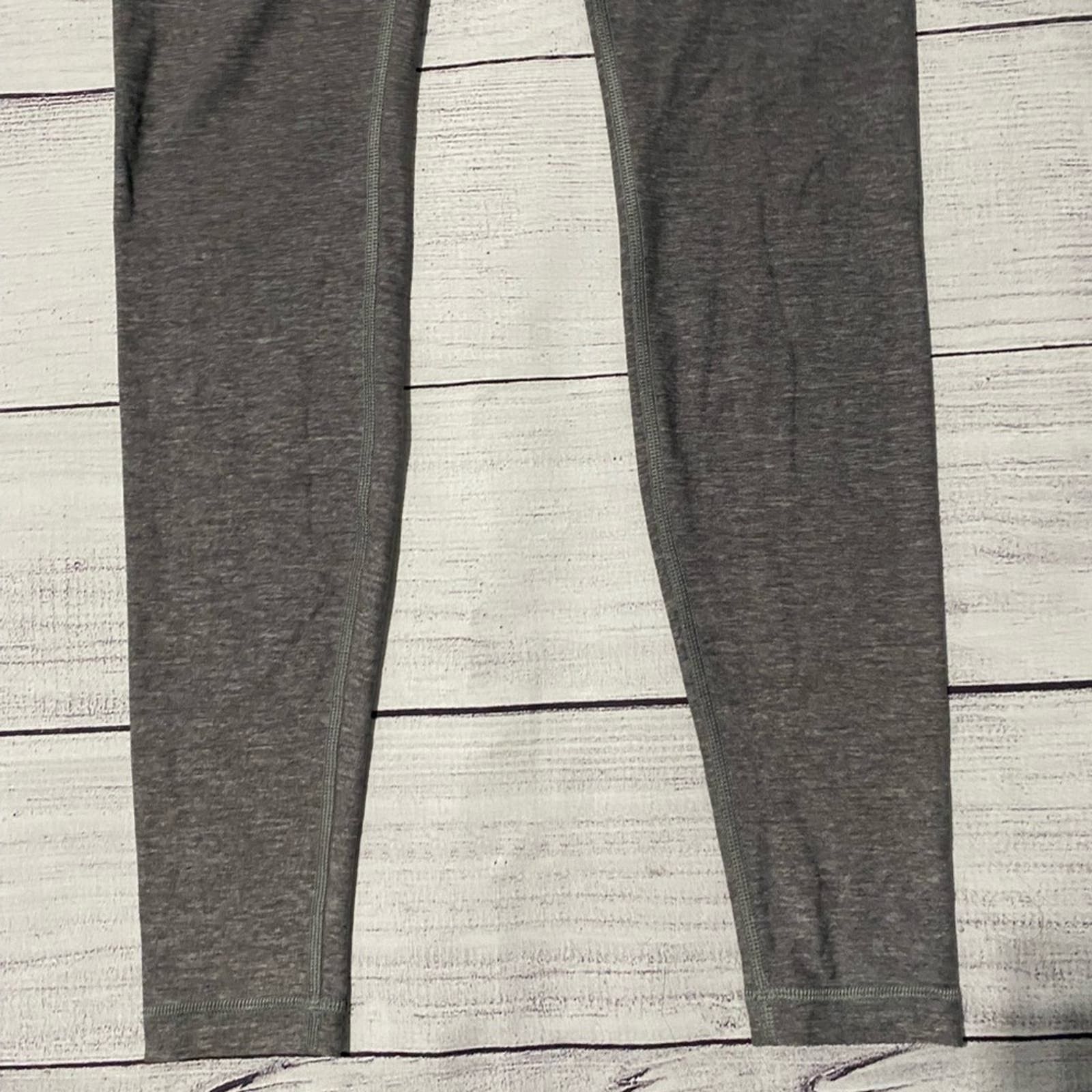 Lululemon Lululemon leggings Size 28" / US 6 / IT 42 - 4 Thumbnail