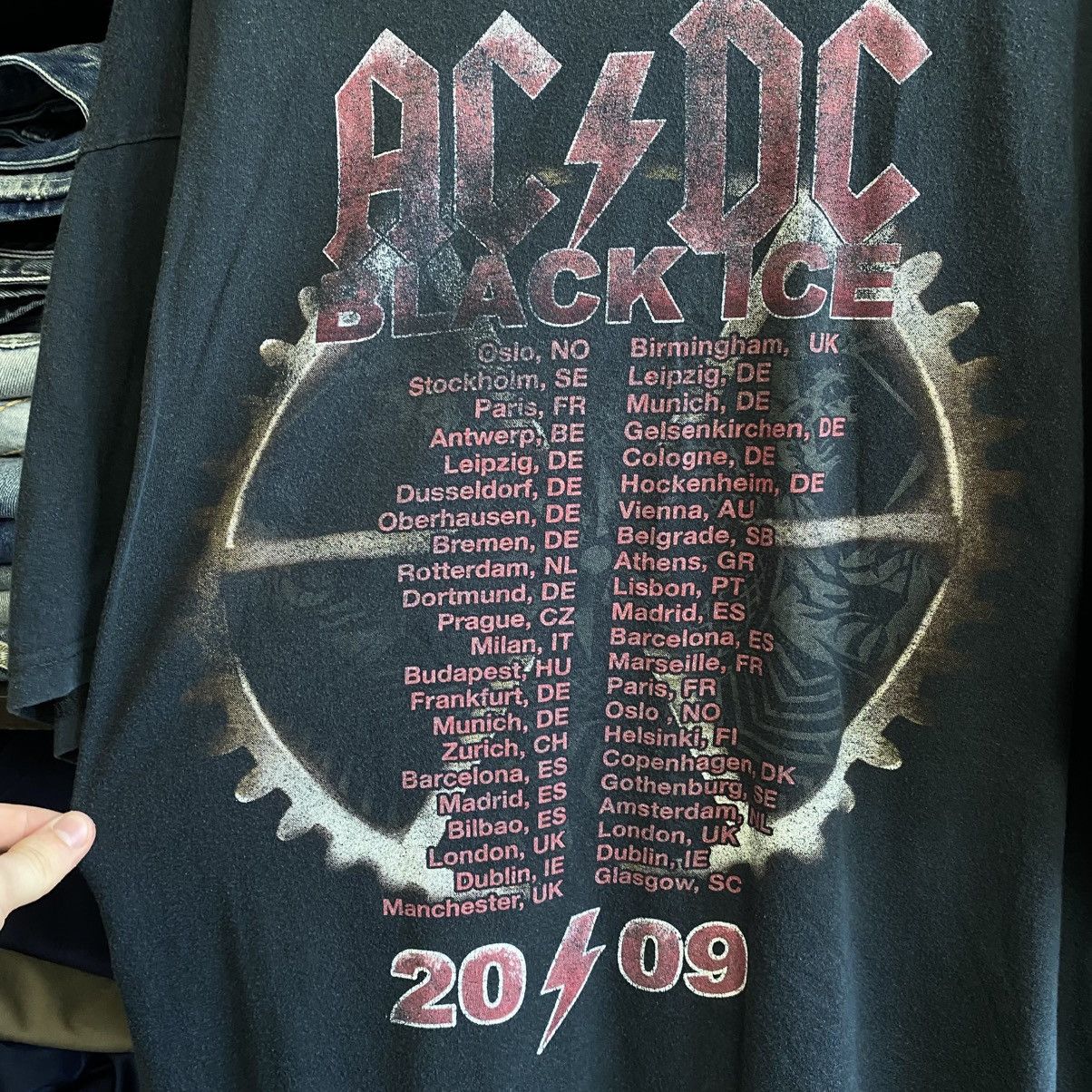 Band Tees Vintage Acdc 2009 Black Ice Big Logo rock band tee Size US XXL / EU 58 / 5 - 6 Thumbnail
