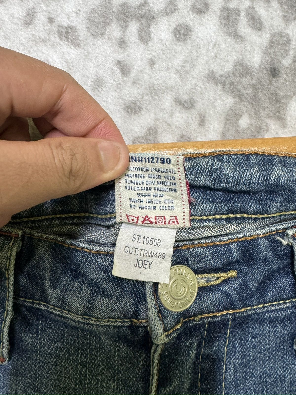 True Religion Flared True Religion Joey Distressed Boot Cut Low Rise Denim Size US 30 / EU 46 - 15 Thumbnail