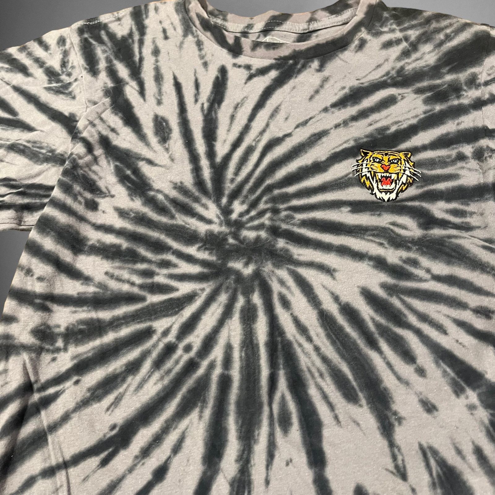 Eighty Eight Y2K Eighty-Eight Tie-Dye Long Sleeve Tiger Shirt Skater Size US S / EU 44-46 / 1 - 3 Thumbnail