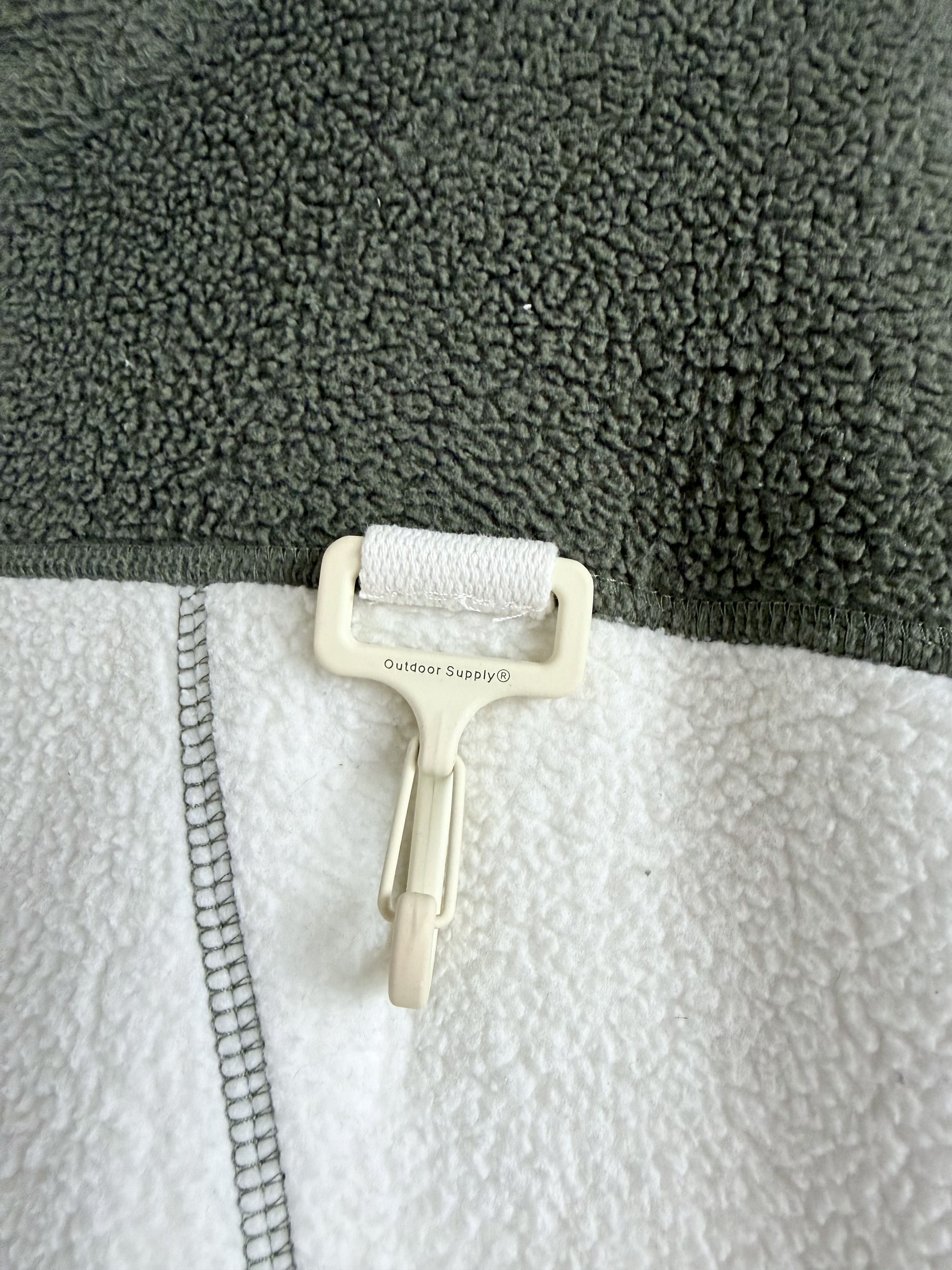 Reese Cooper Reese Cooper - Sherpa Fleece Pullover - Size L Size US L / EU 52-54 / 3 - 4 Thumbnail