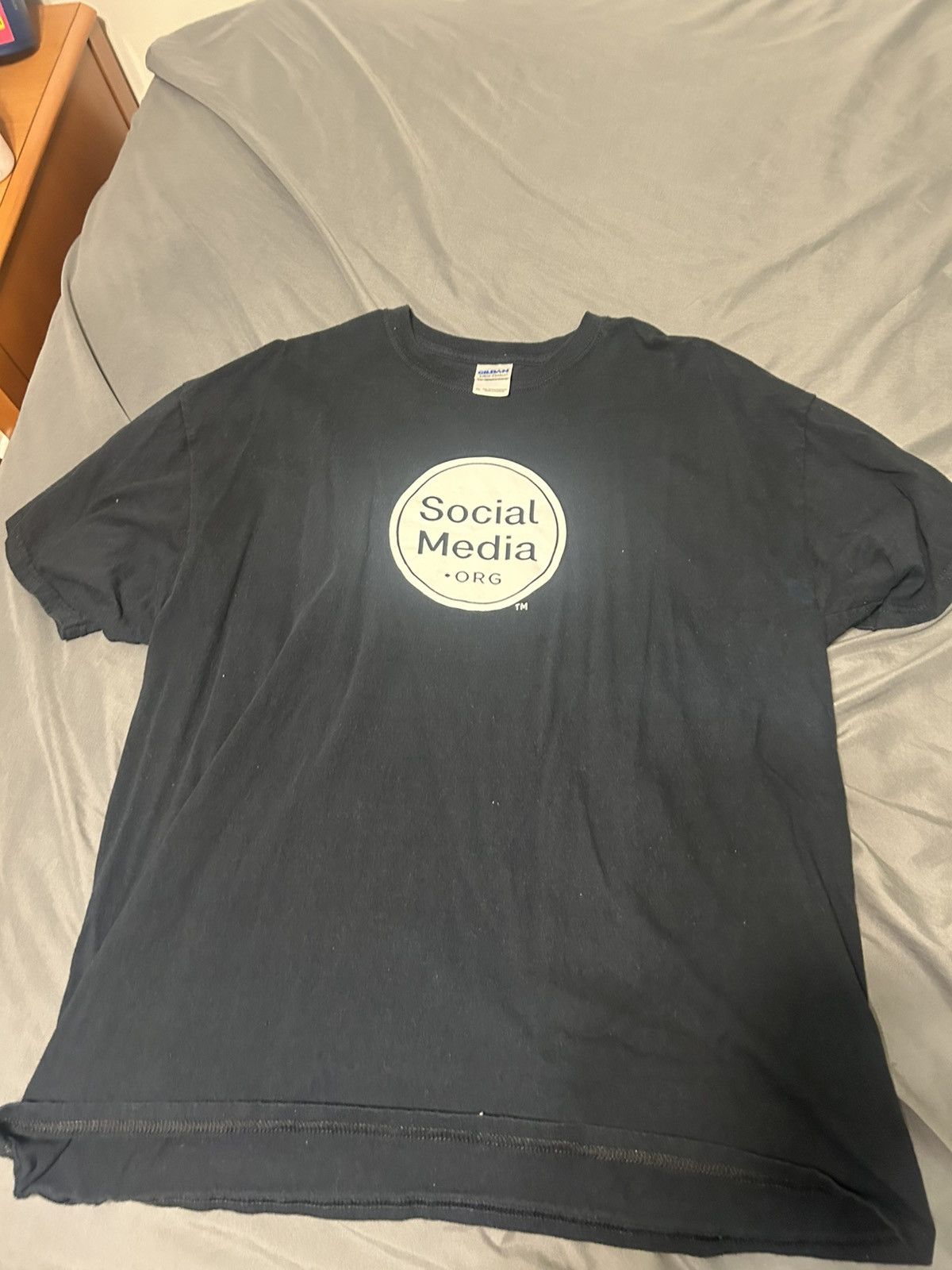 Gildan Vintage Social Media shirt Size US XL / EU 56 / 4 - 2 Thumbnail