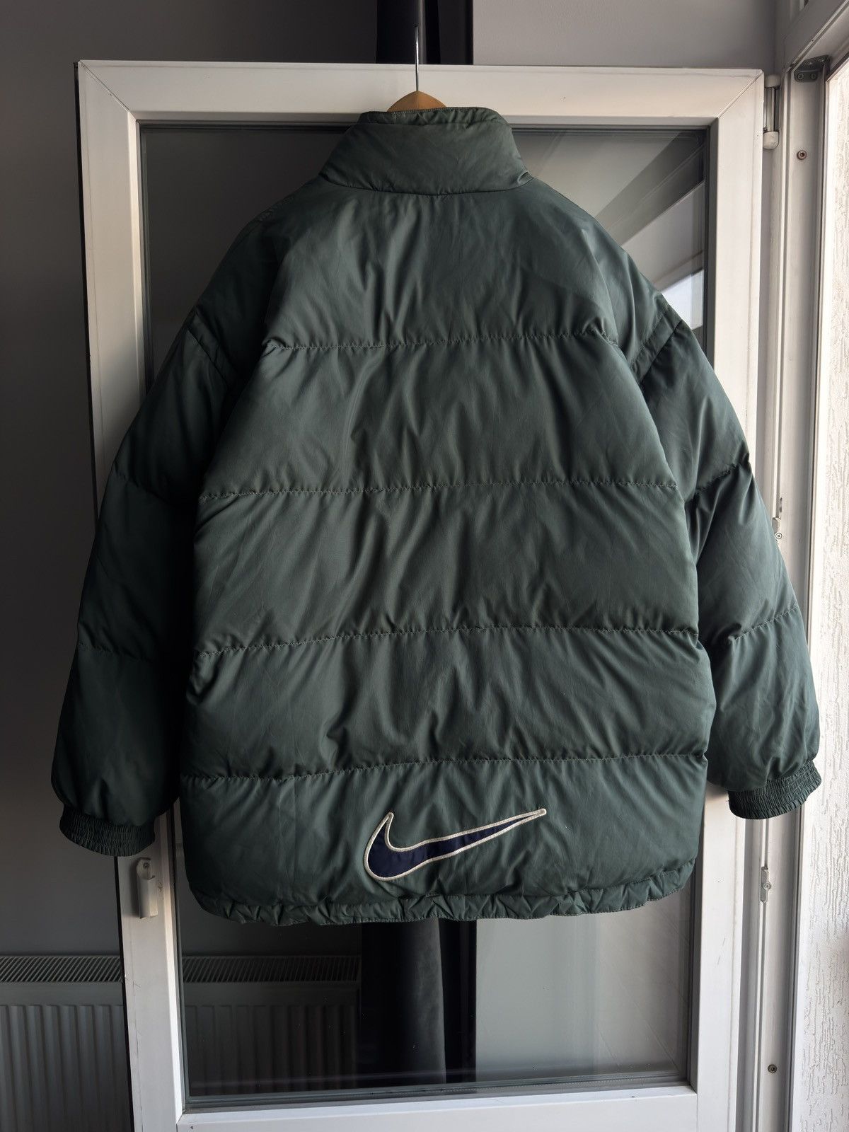 Nike Vintage Nike Down Puffer Jacket Big Swoosh Logo 00's Retro Size US XL / EU 56 / 4 - 2 Thumbnail