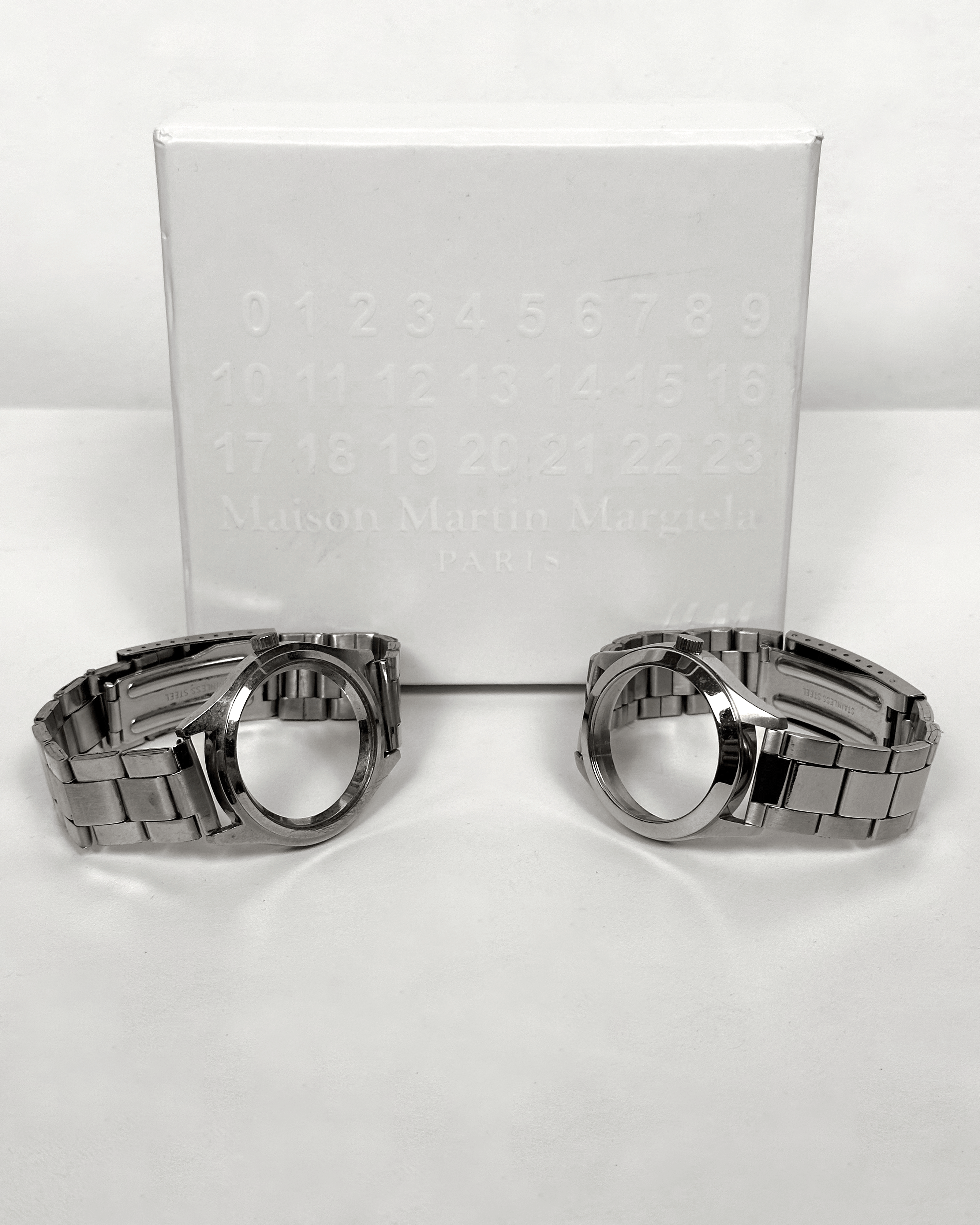 H&M × Maison Margiela Faceless watch bracelet / necklace Maison
