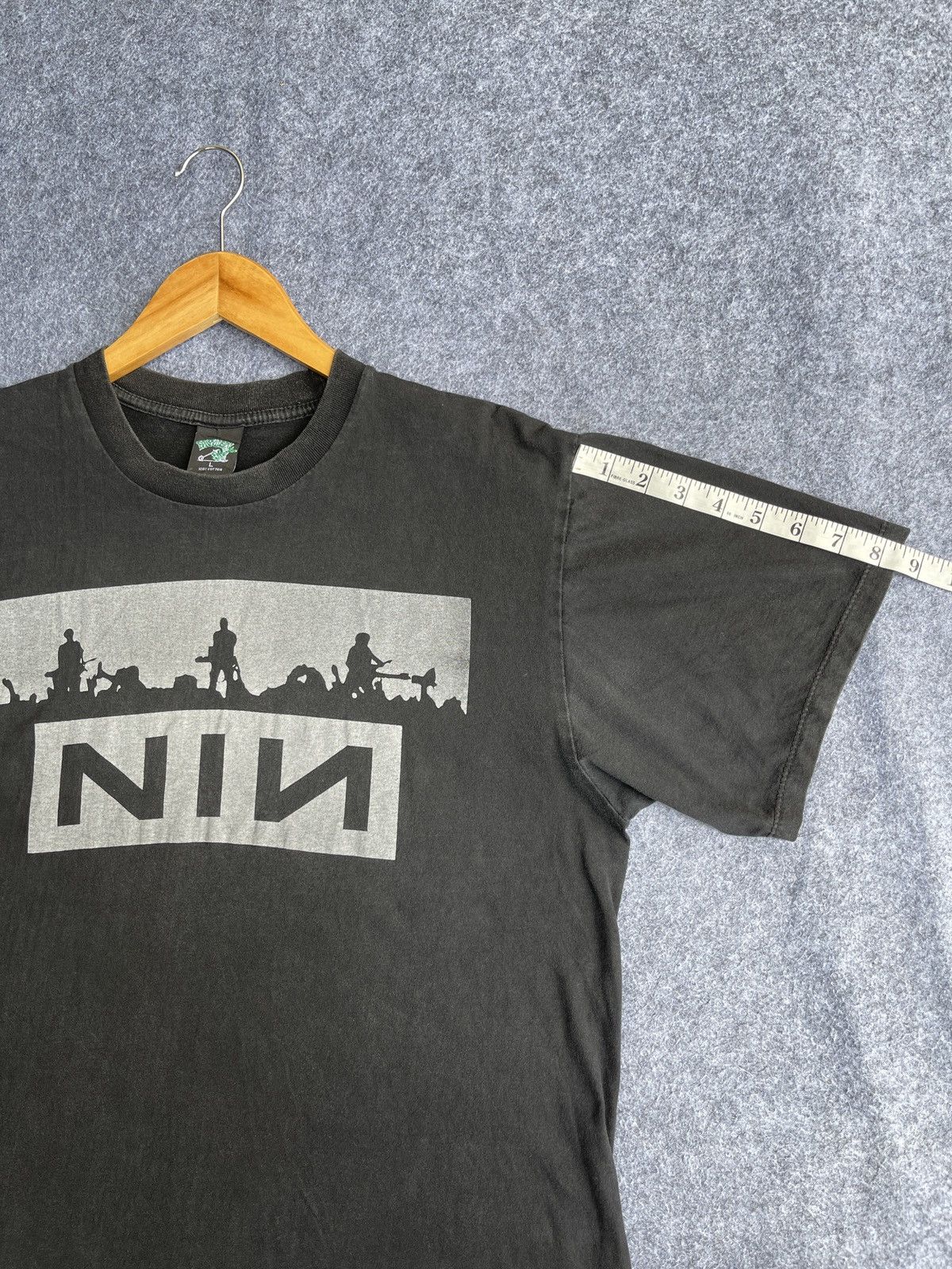 Band Tees SUN FADED🔥Rare🔥Vtg Nine Inch Nails Band T Shirt Size US L / EU 52-54 / 3 - 12 Thumbnail