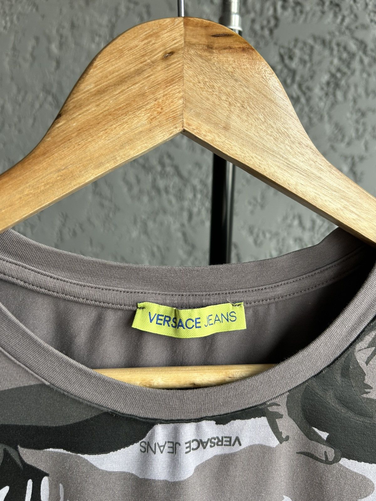 Versace Jeans Couture Versace Jeans Man's Camo-tiger t-shirt size L Size US M / EU 48-50 / 2 - 2 Thumbnail