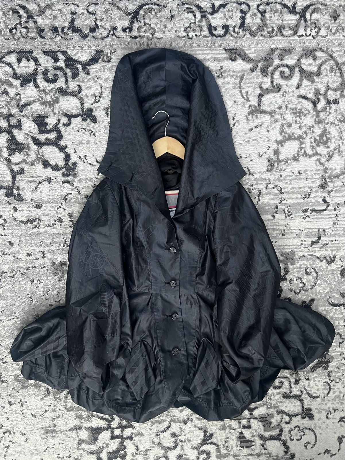 Issey Miyake Issey miyake x dyson “the wind” vaccum jacket Size US M / EU 48-50 / 2 - 11 Thumbnail