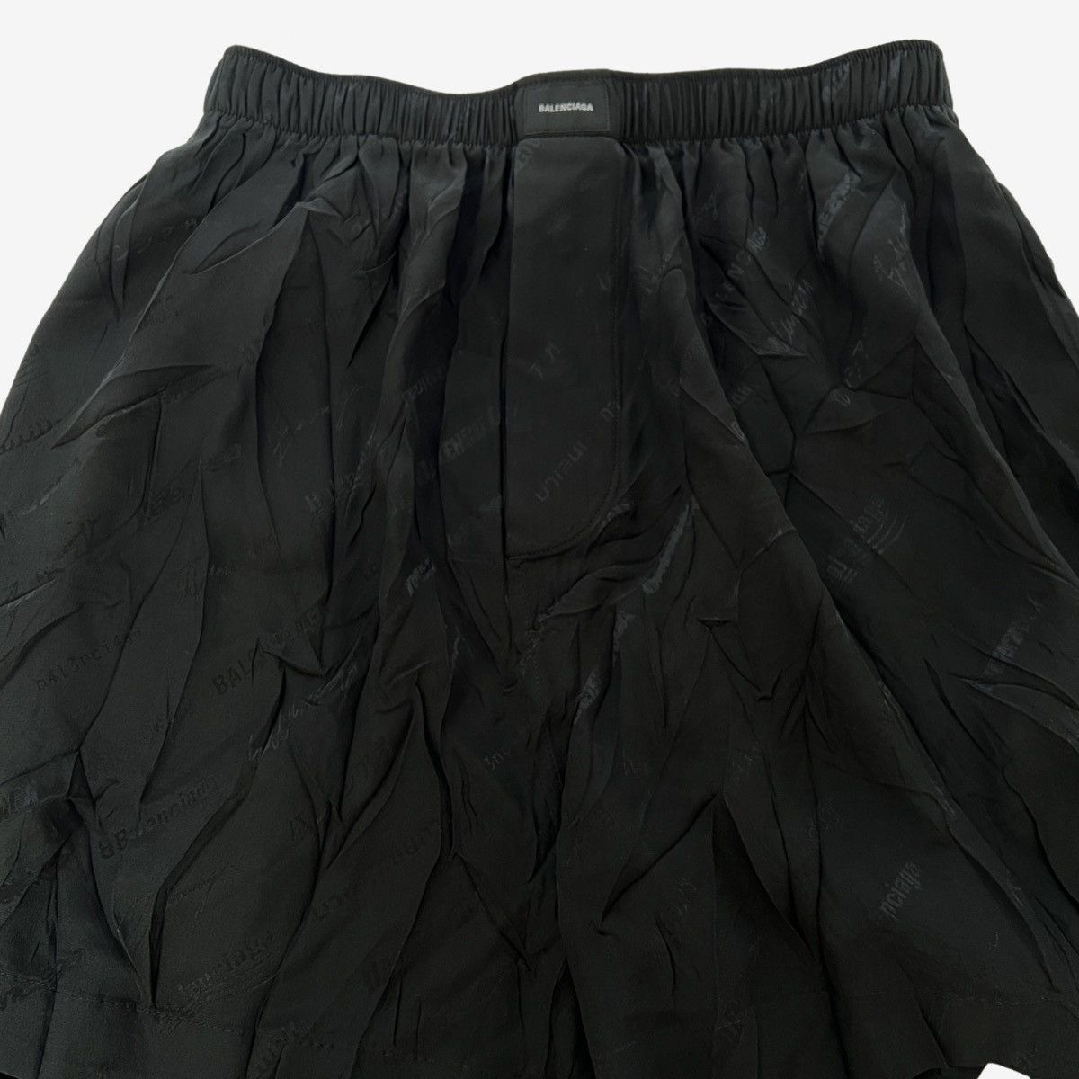 Balenciaga *RARE* Balenciaga Silk Shorts Sz. M Size US 32 / EU 48 - 2 Thumbnail