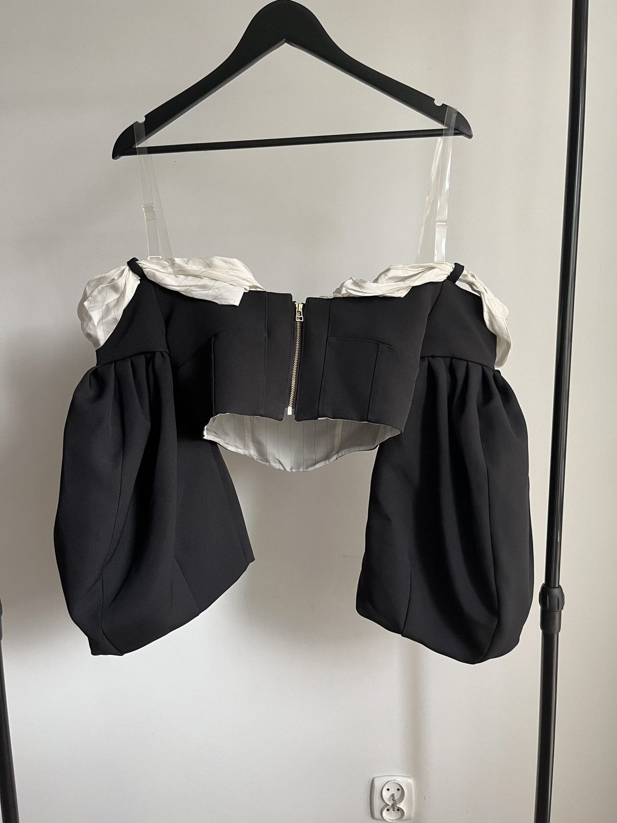 Other Rare Akikoaoki AW23 runway bustier off-shoulder cropped top Size S / US 4 / IT 40 - 6 Thumbnail