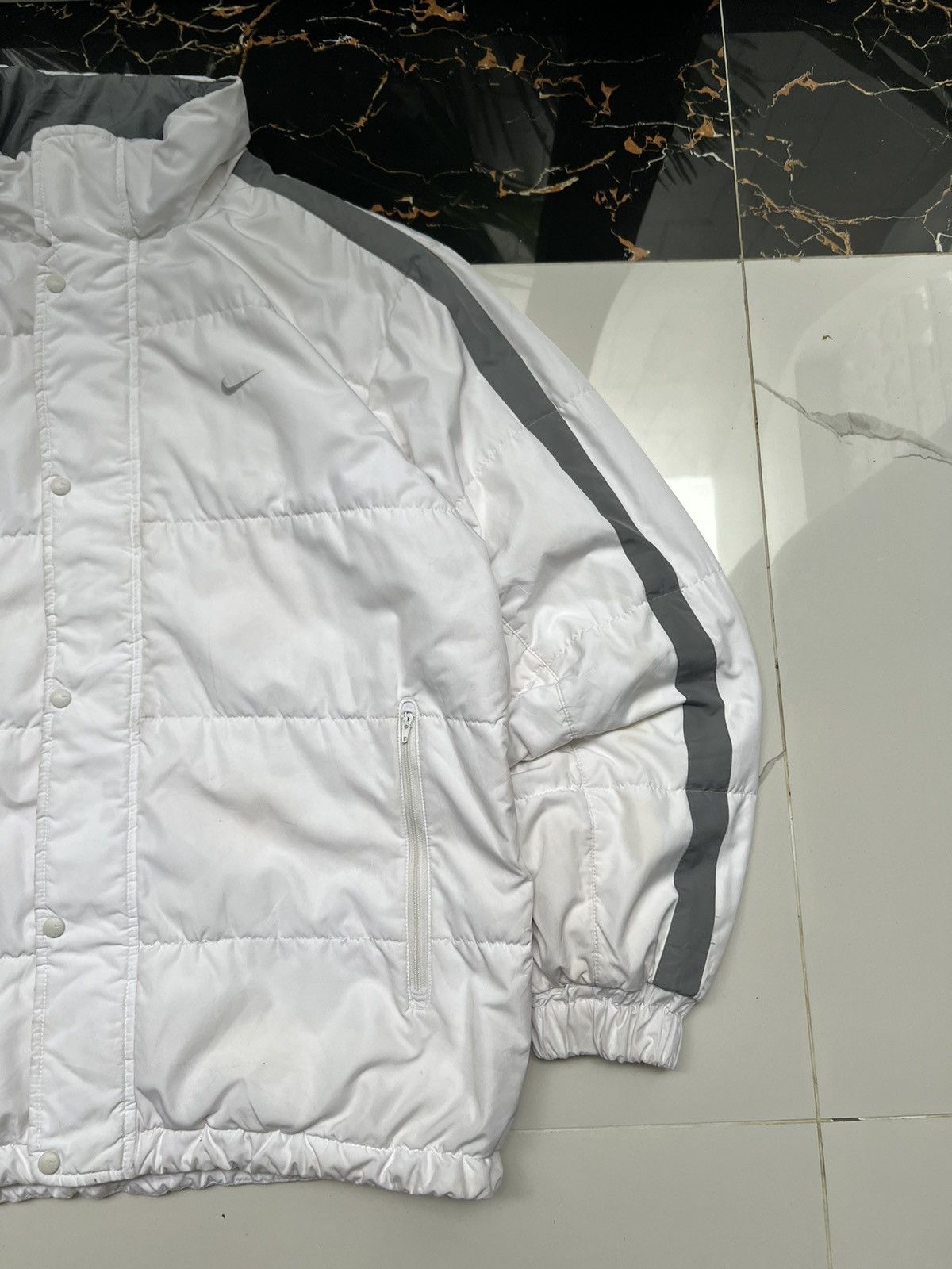 Nike × Vintage 90’s NIKE RETRO DOWN PUFFER RARE SWOOSH LOGO JACKET Y2K Size US L / EU 52-54 / 3 - 3 Thumbnail