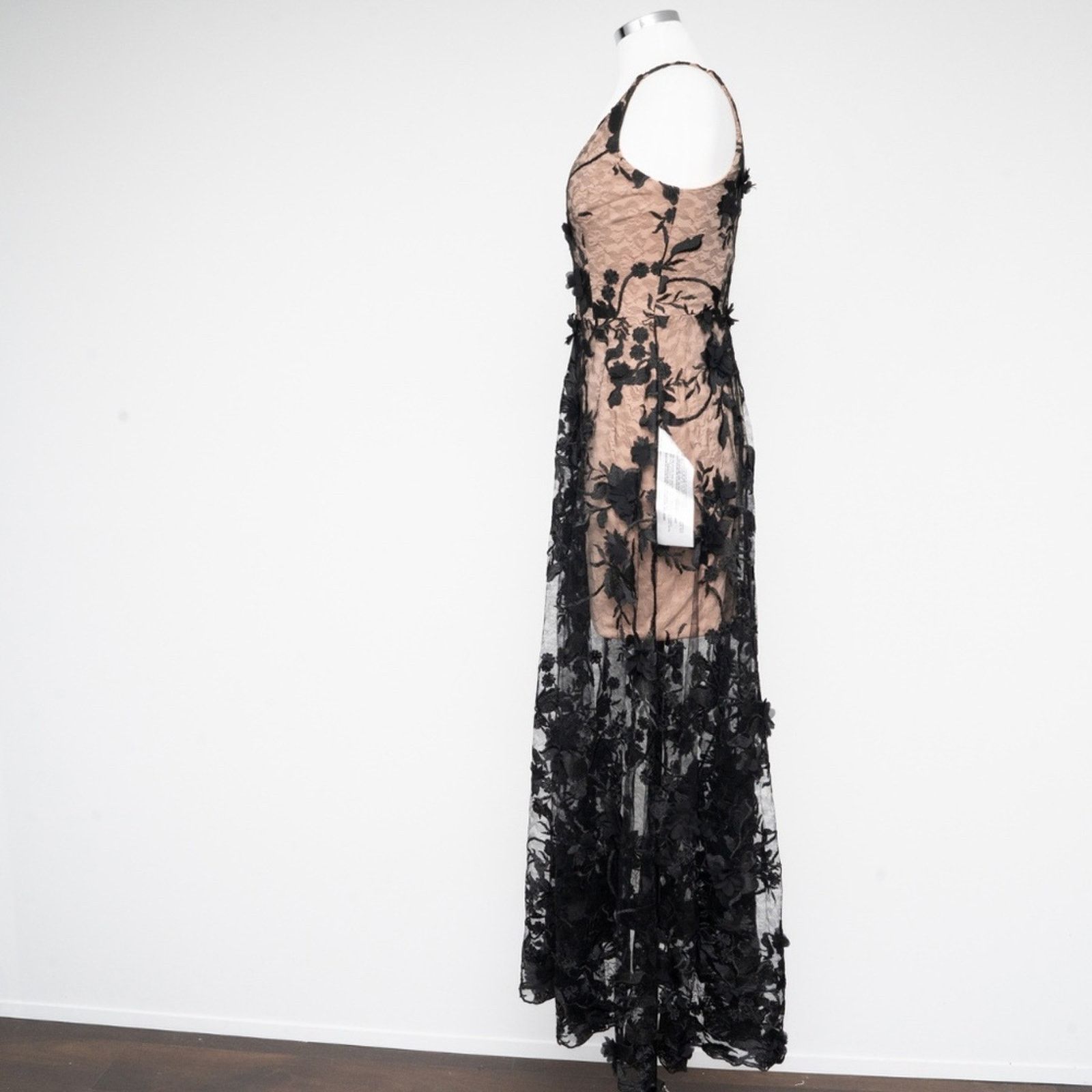 Dress the Population Dress the Population. Sidney Gown . Size S / US 4 / IT 40 - 6 Thumbnail