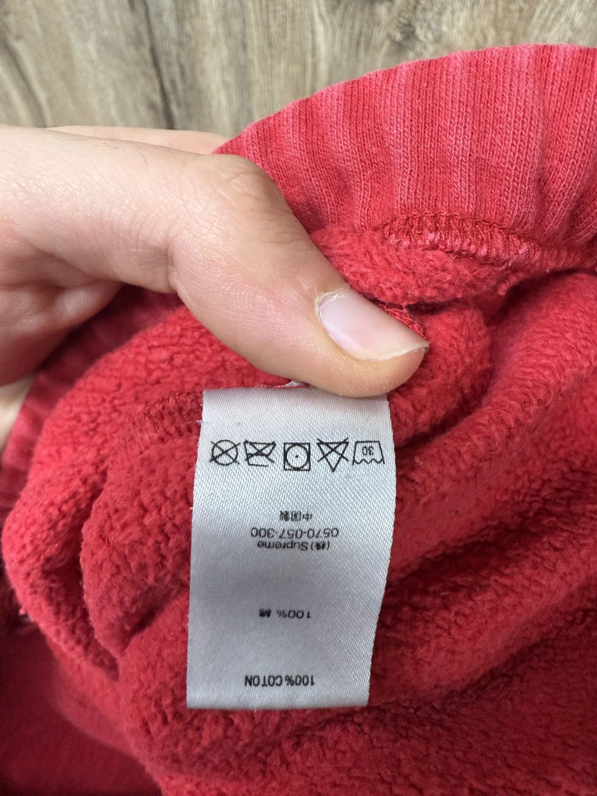 Supreme Supreme Red Sweatpants Size US 34 / EU 50 - 8 Thumbnail