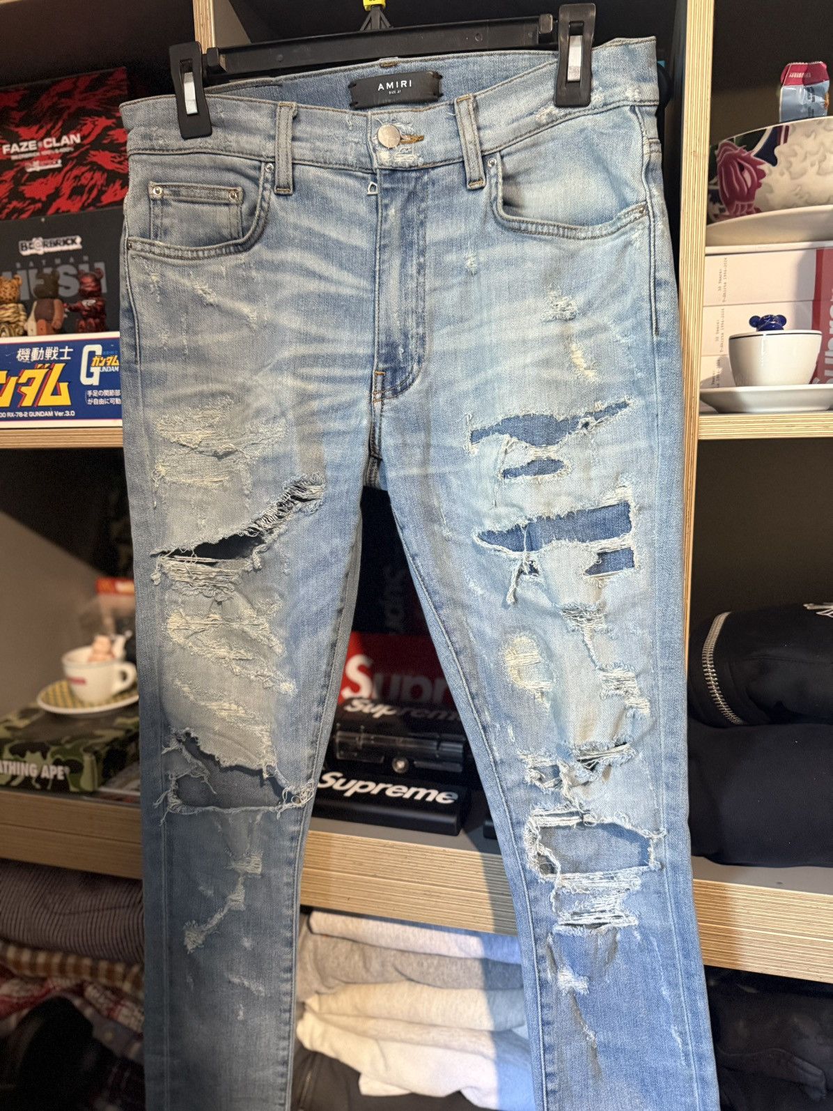Amiri Amiri Distressed Lightwash Skinny Denim Size US 34 / EU 50 - 3 Thumbnail