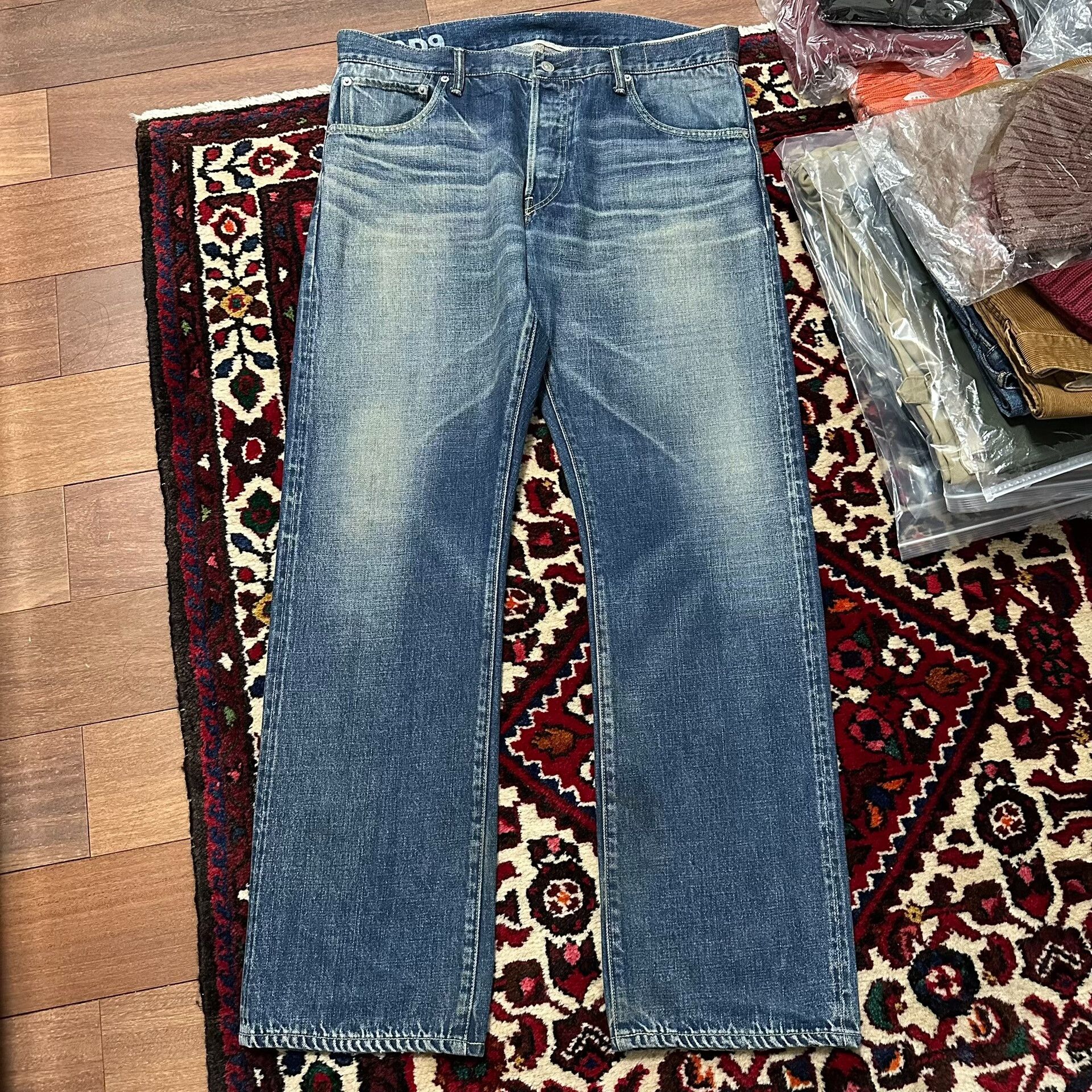 Visvim visvim relaxed fit denim jeans W36L30 Size US 36 / EU 52 - 1 Thumbnail