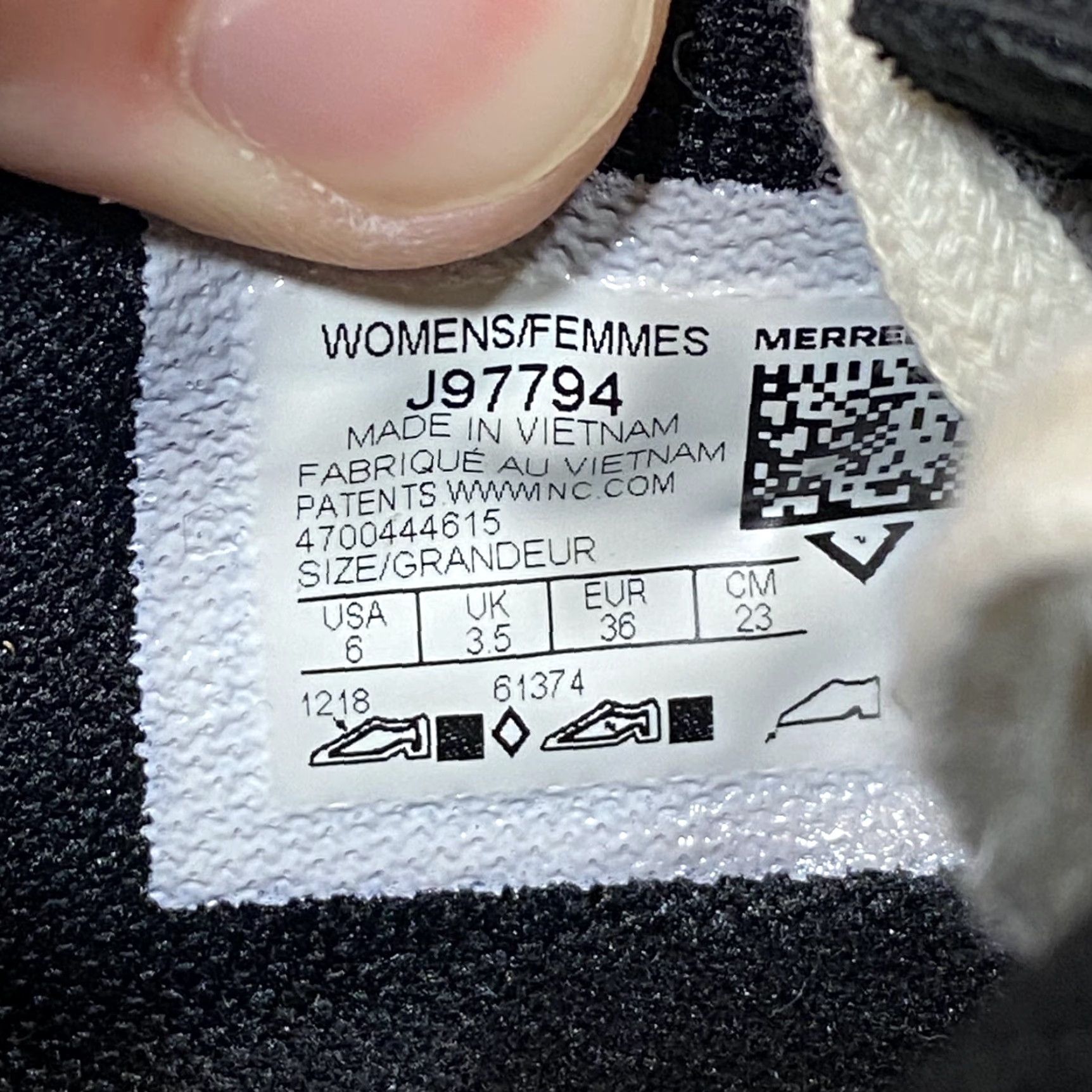 Merrell Merrell Vapor Glove 3 Sneakers Womens 6 Gray Hiking Trail Athletic Shoes Size ONE SIZE - 3 Thumbnail