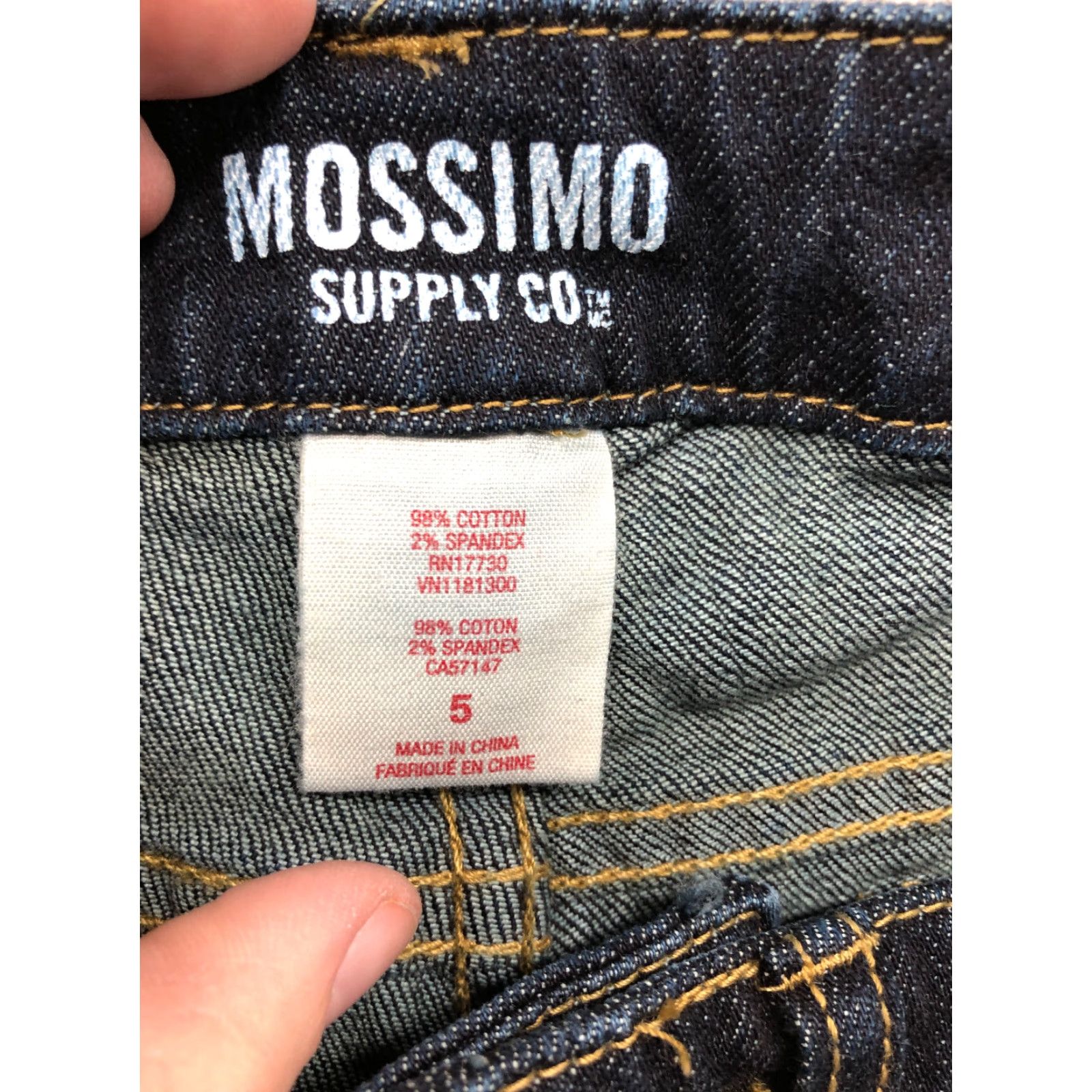 Mossimo Mossimo Shorts Juniors Size 5 Mid Rise Dark Wash Blue Denim Jean Shorts Size 27" / US 4 / IT 40 - 7 Thumbnail