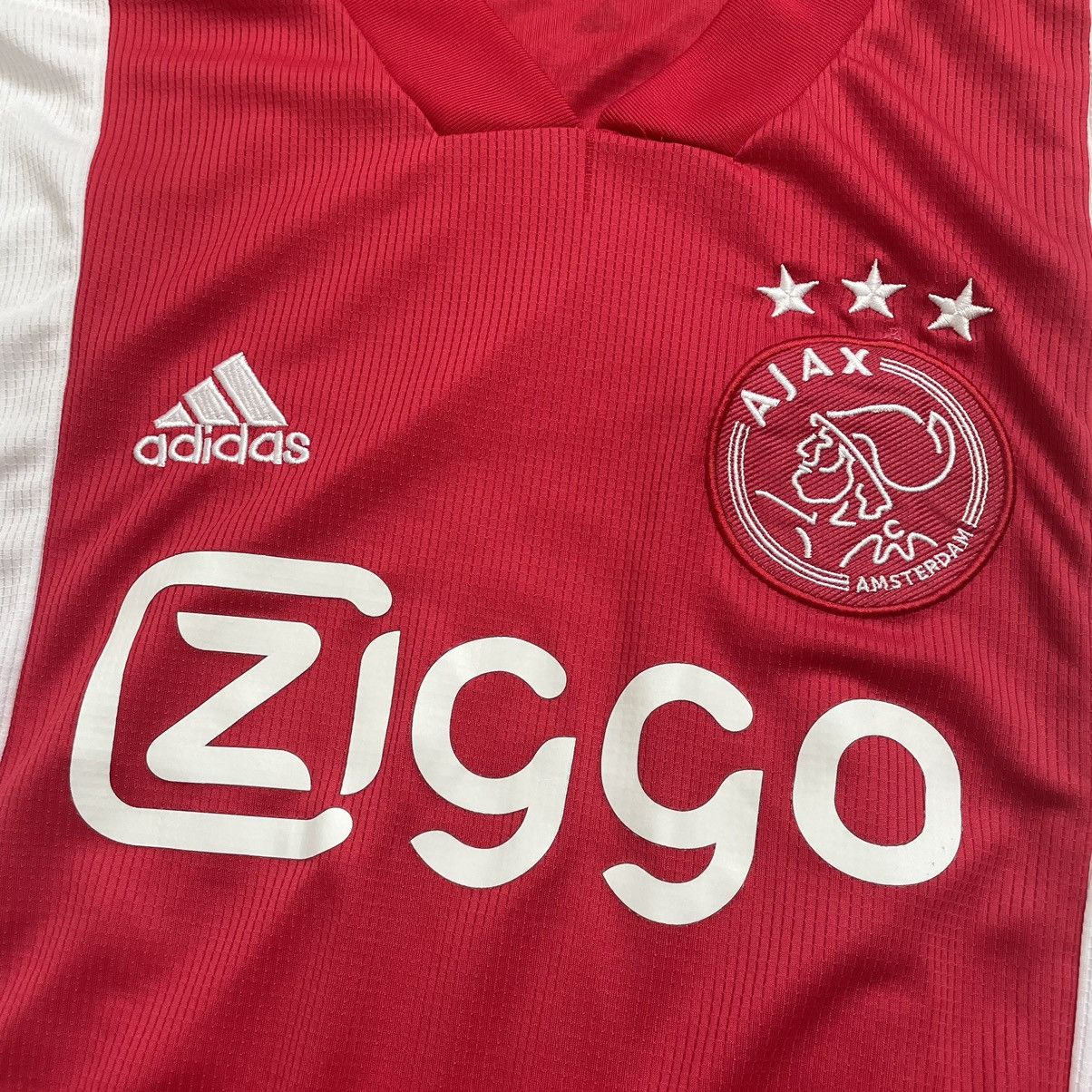 Ajax Away football shirt 2023 - 2024. Sponsored by Ziggo, image size:1204x1204