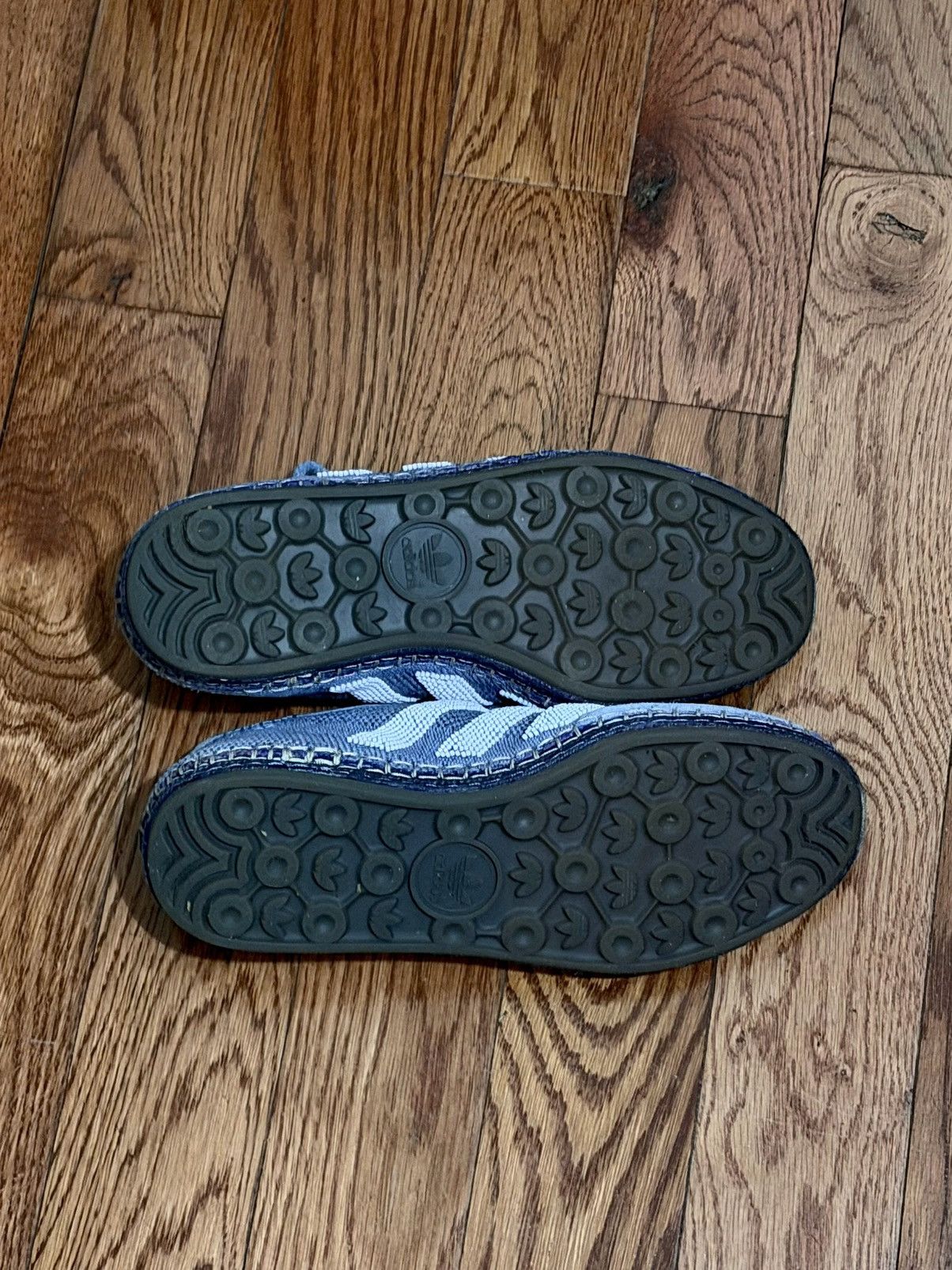 Adidas × CLOT Clot Gazelle Dip Dye Blueberry Size US 9 / EU 42 - 5 Thumbnail