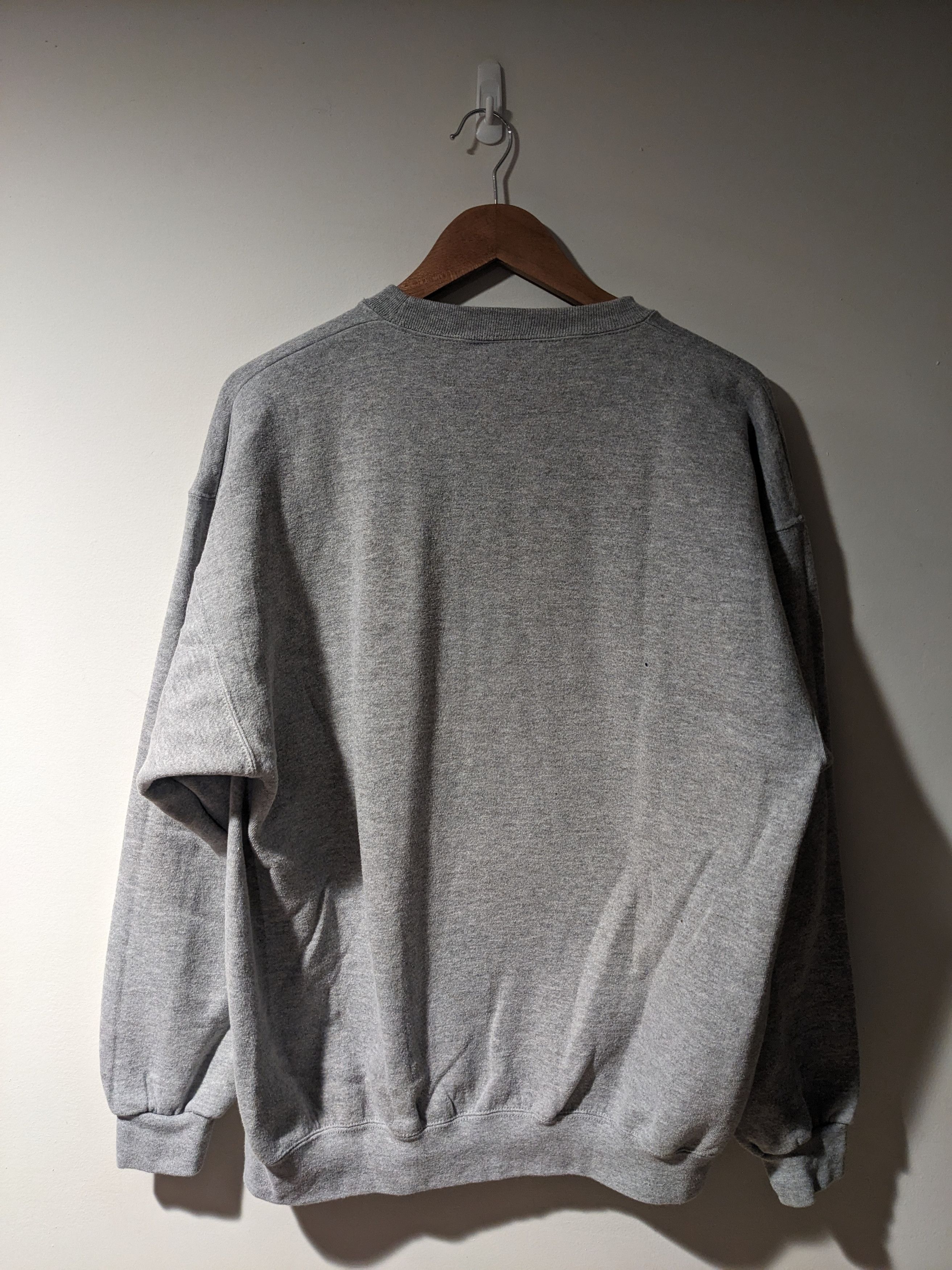Disney × Vintage Vintage 90s Walt Disney World Magic Mickey Mouse Sweatshirt Size US XL / EU 56 / 4 - 4 Thumbnail