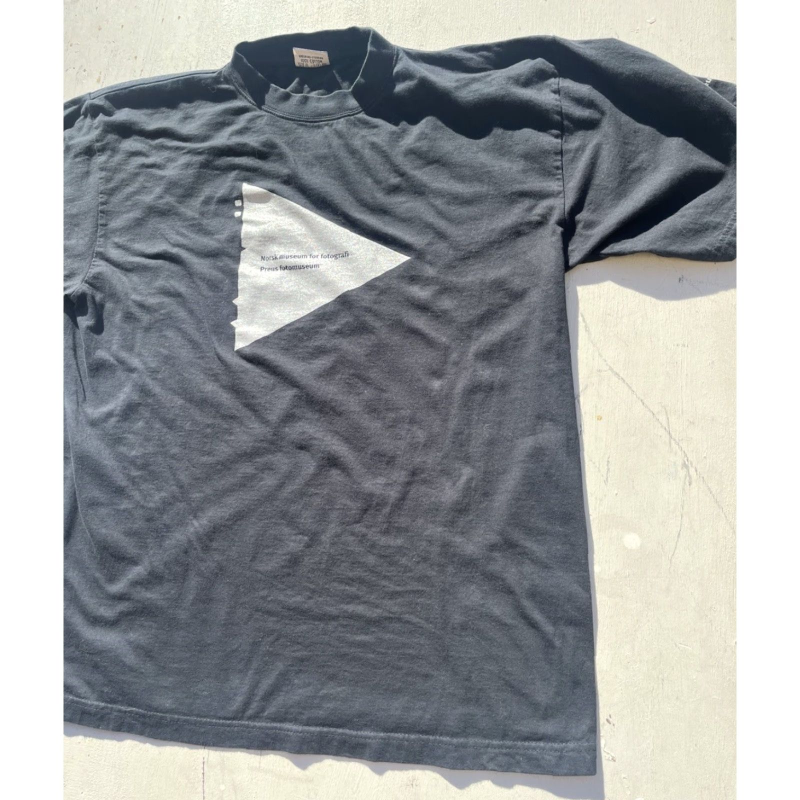 Vintage Men's Clique T-Shirt Black Norsk Photography L Museum Norway Art Modern Pioneers Size US L / EU 52-54 / 3 - 7 Thumbnail