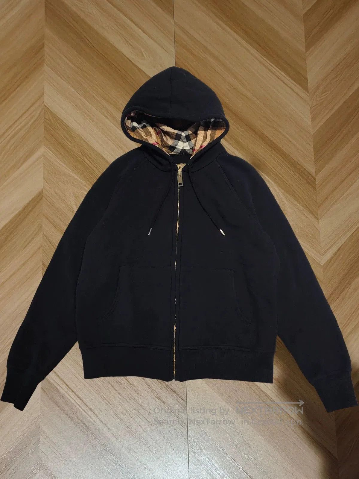 Burberry burberry check jacket size l, near new. Size US L / EU 52-54 / 3 - 1 Thumbnail