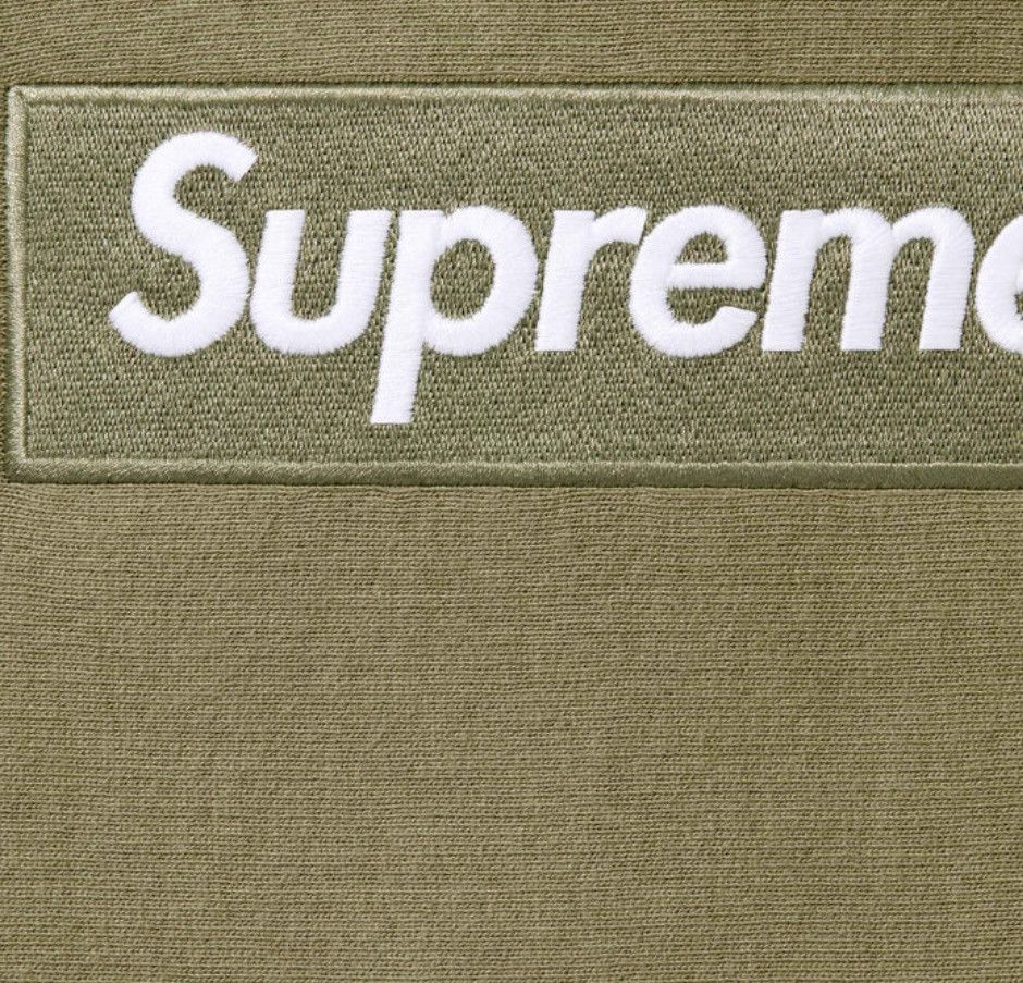 Supreme Supreme Box Logo Hoodie Light Olive FW25 Size US L / EU 52-54 / 3 - 2 Thumbnail