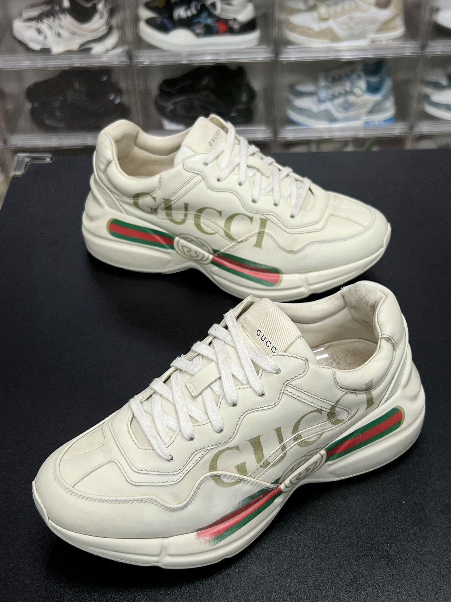 Gucci Gucci Retro White Lowtop Sneakers us_7 Women Size US 7 / IT 37 - 1 Thumbnail