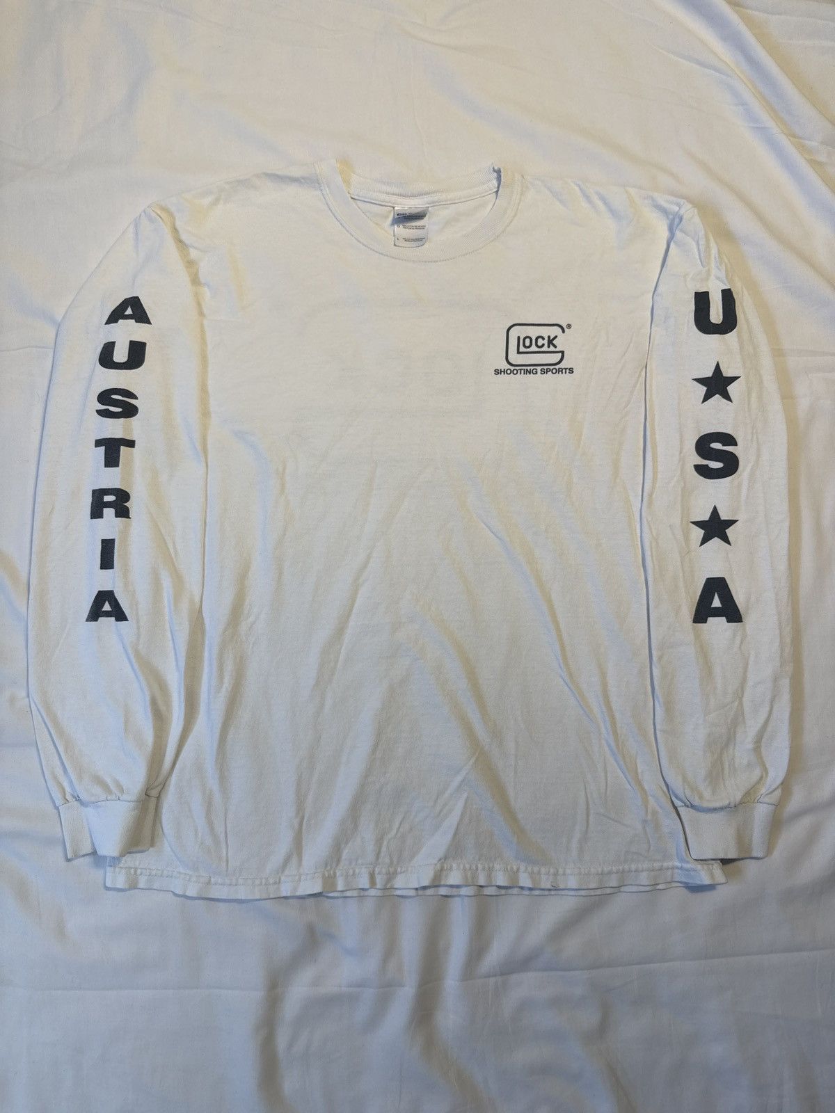 Vintage Vintage Y2K Glock Shooting White Long Sleeve Shirt Size US L / EU 52-54 / 3 - 1 Thumbnail