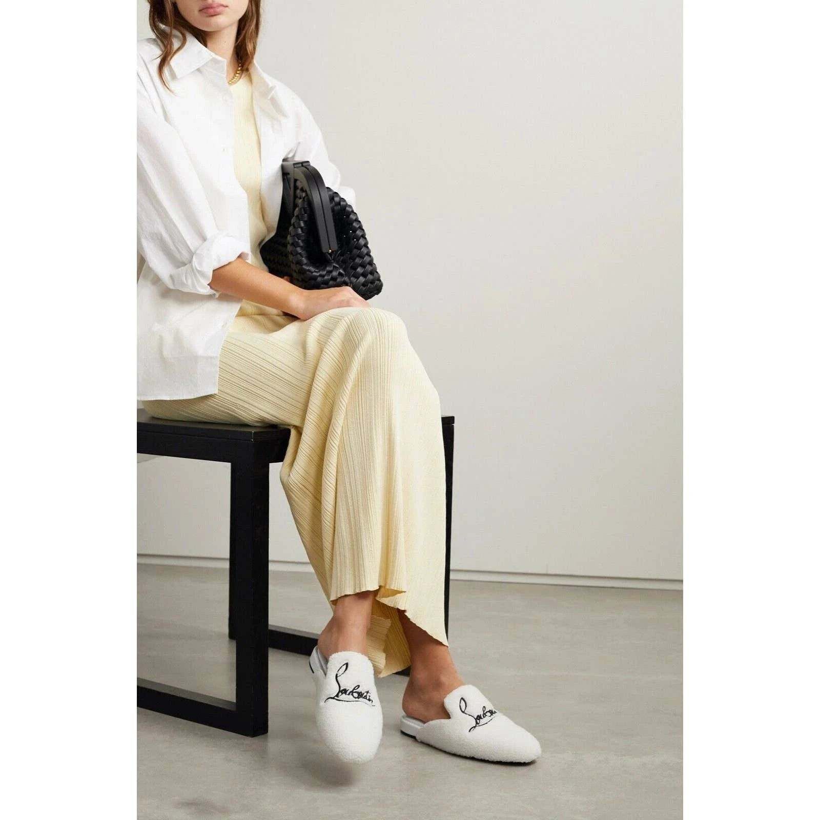 Christian Louboutin Christian Louboutin Navy Coolito Donna Flat White Logo Size US 7 / IT 37 - 3 Thumbnail