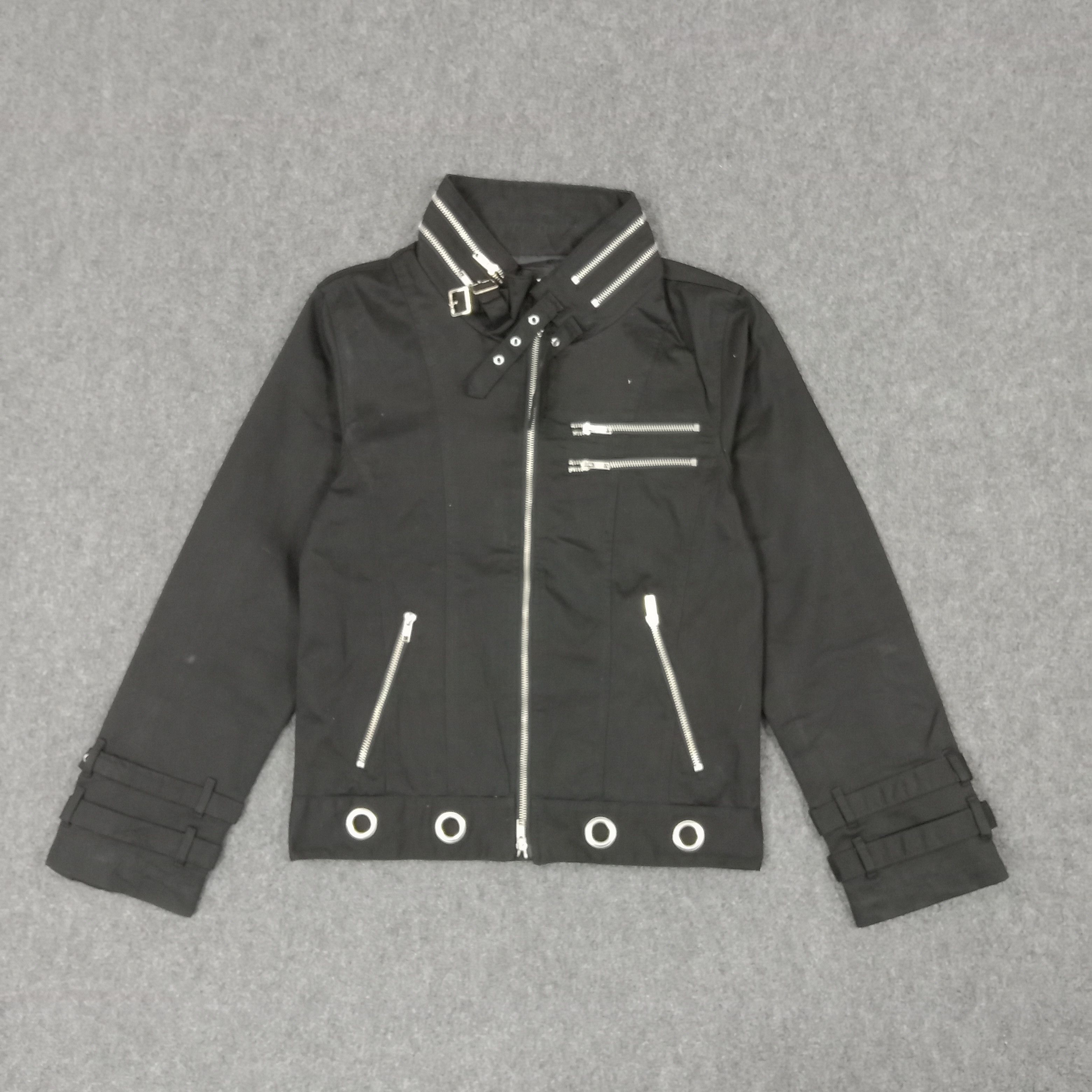 Devil N Bass | Grailed