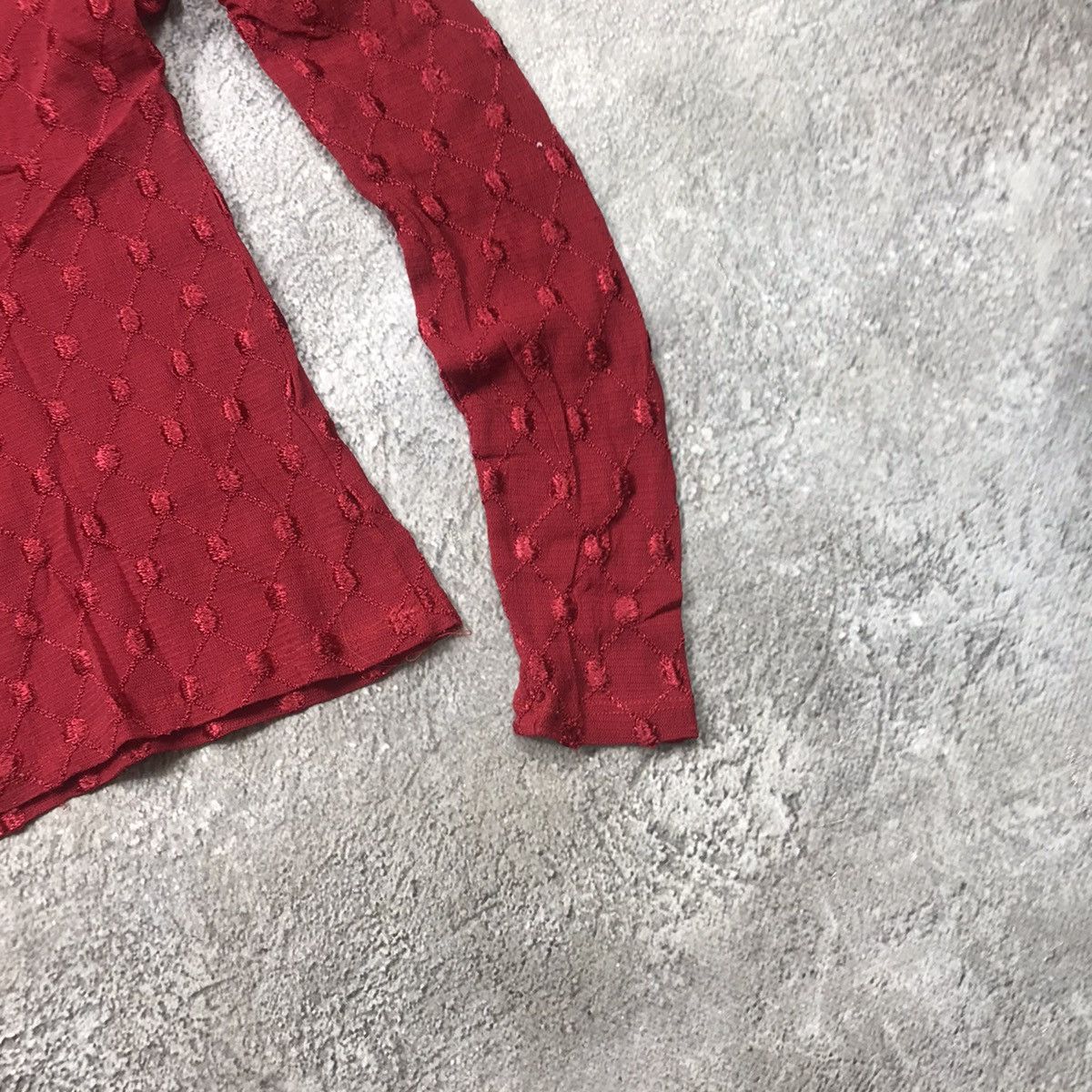 Vintage Vintage Y2K Mesh Textured Long Sleeve Top Avant Garde Logo S Size S / US 4 / IT 40 - 5 Thumbnail