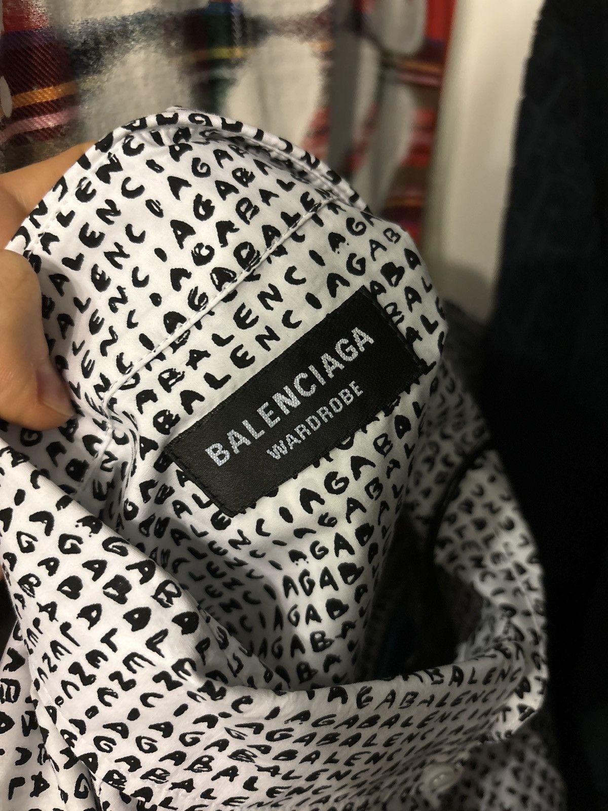 Balenciaga Balenciaga Black/White ‘All Over Logo’ Button Shirt Size US XL / EU 56 / 4 - 4 Thumbnail