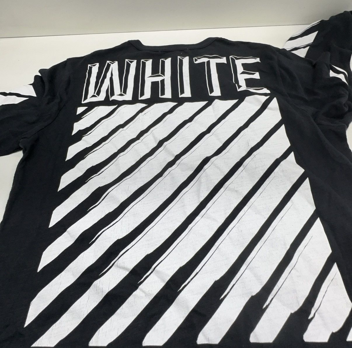 Off-White Off-White c/o Virgil Abloh black long-sleeve T-shirt Size US M / EU 48-50 / 2 - 8 Thumbnail