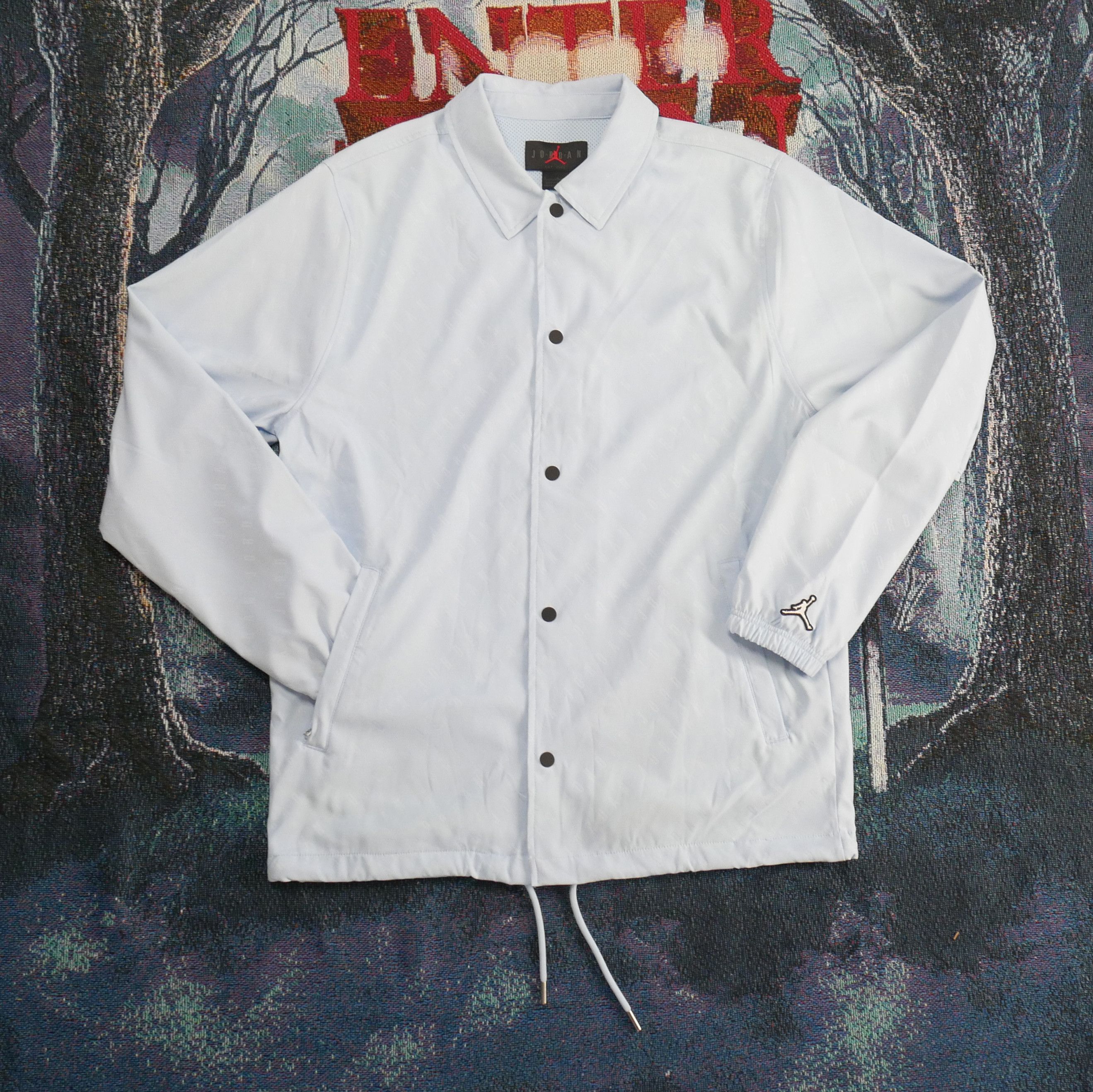 Jordan Brand Air Jordan Essentials Coaches Jacket All Over Print Size US M / EU 48-50 / 2 - 1 Thumbnail