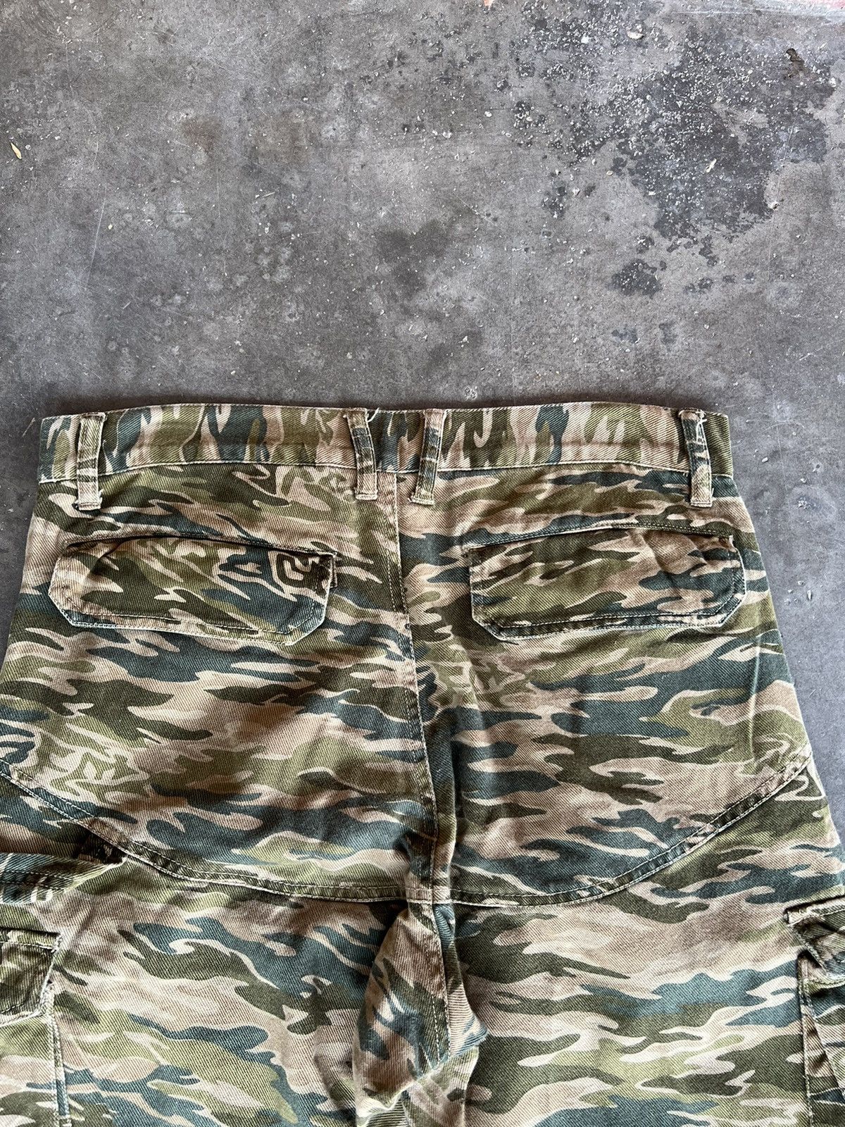 If Six Was Nine × PPFM PPFM TIGER STRIPE CAMO CARGO PANTS VERY RARE Size US 31 - 10 Thumbnail