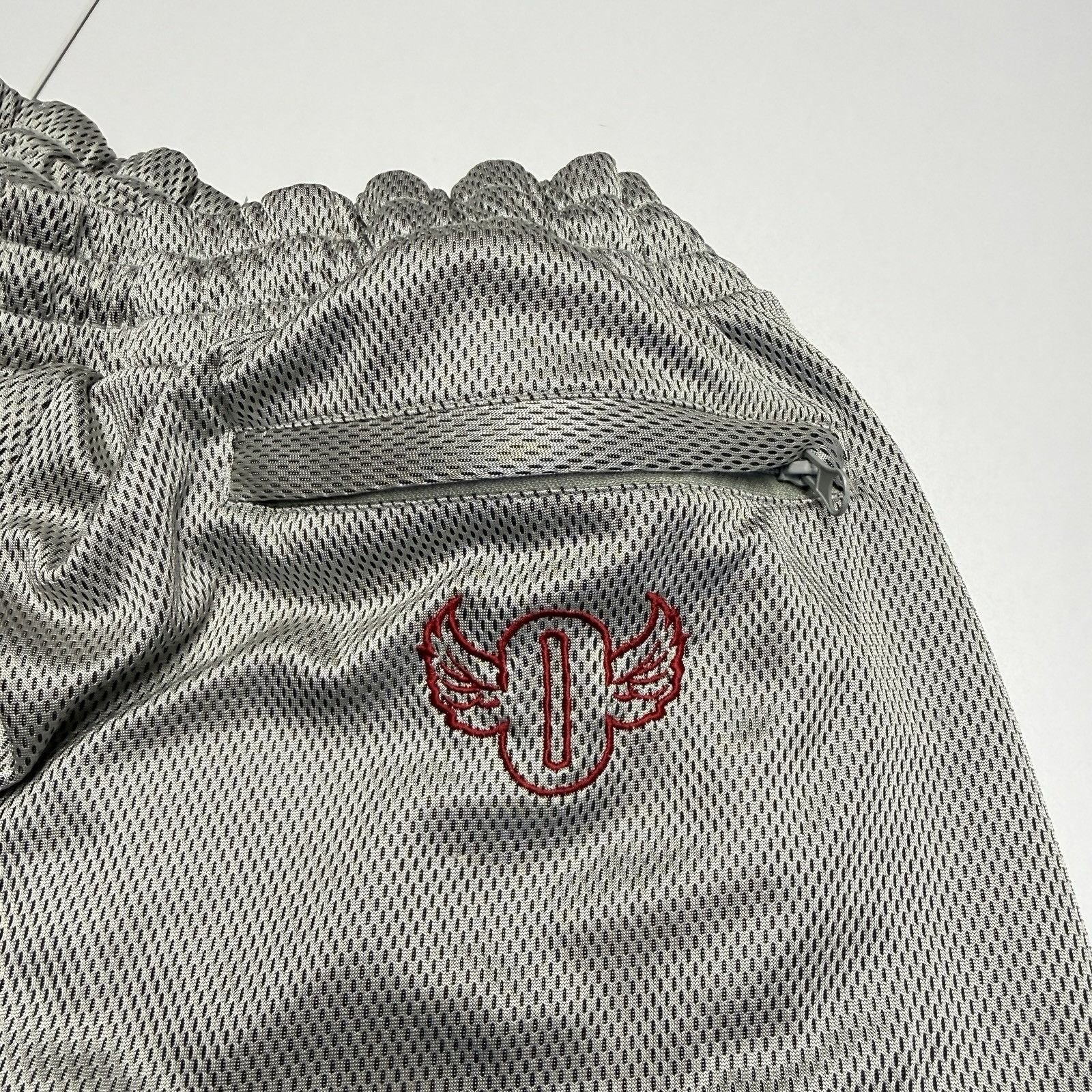 Outkast Vintage Outkast Gym Athletic Shorts Mens XL Silver Baggy Hip Size US 28 / EU 44 - 5 Thumbnail