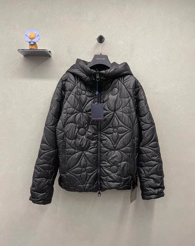 Louis Vuitton LV Black Floral Quilted Down Jacket - dmc Size US M / EU 48-50 / 2 - 1 Thumbnail