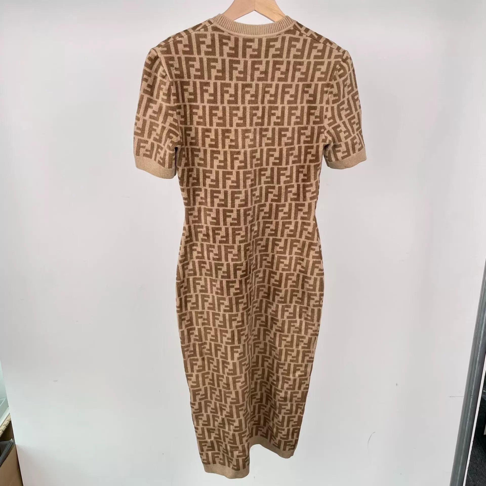 Fendi Fendi Brown Full Print Waisted Knit Short-Sleeve Dress 42 Size M / US 6-8 / IT 42-44 - 2 Thumbnail