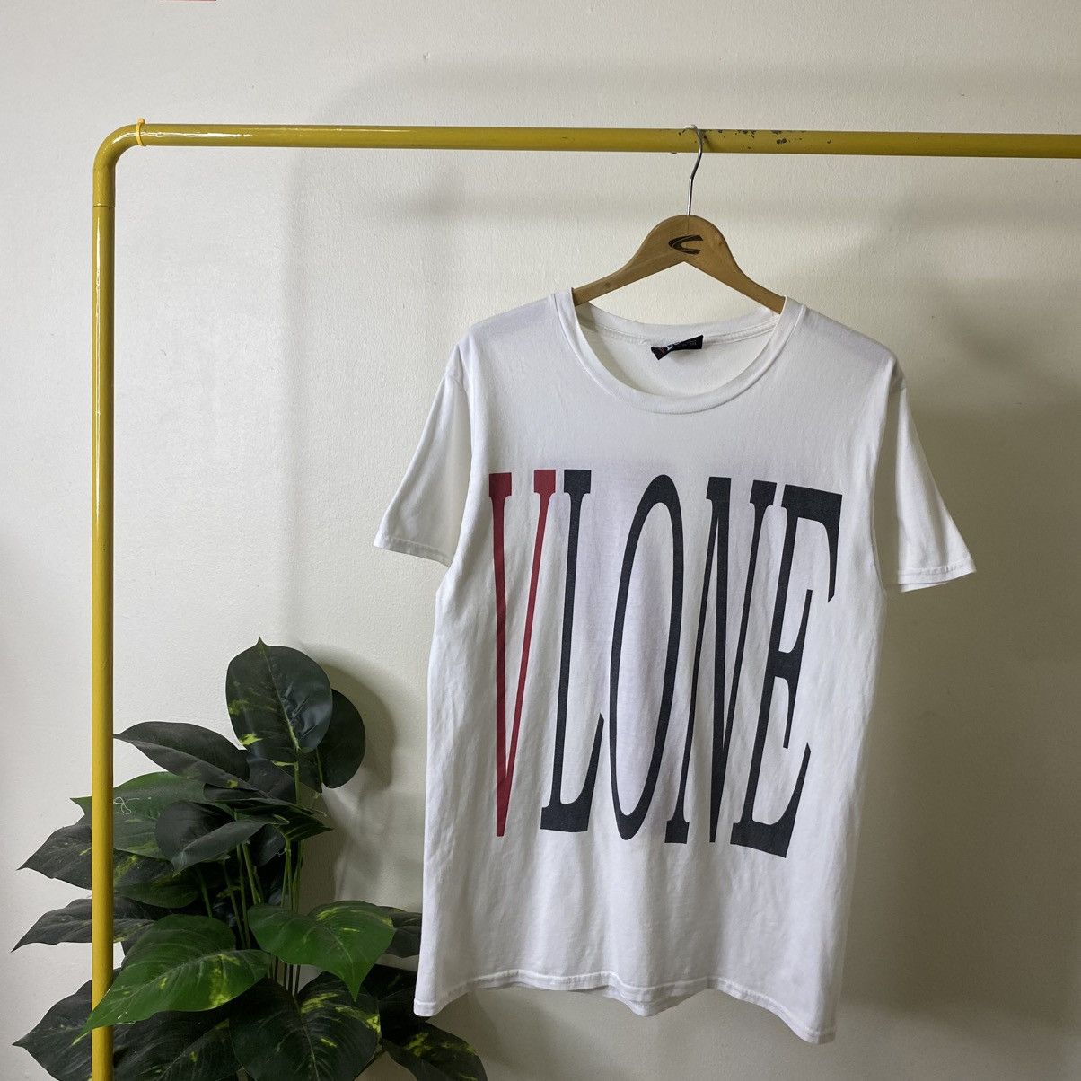 Vlone VLONE White T Shirt Size US M / EU 48-50 / 2 - 1 Thumbnail