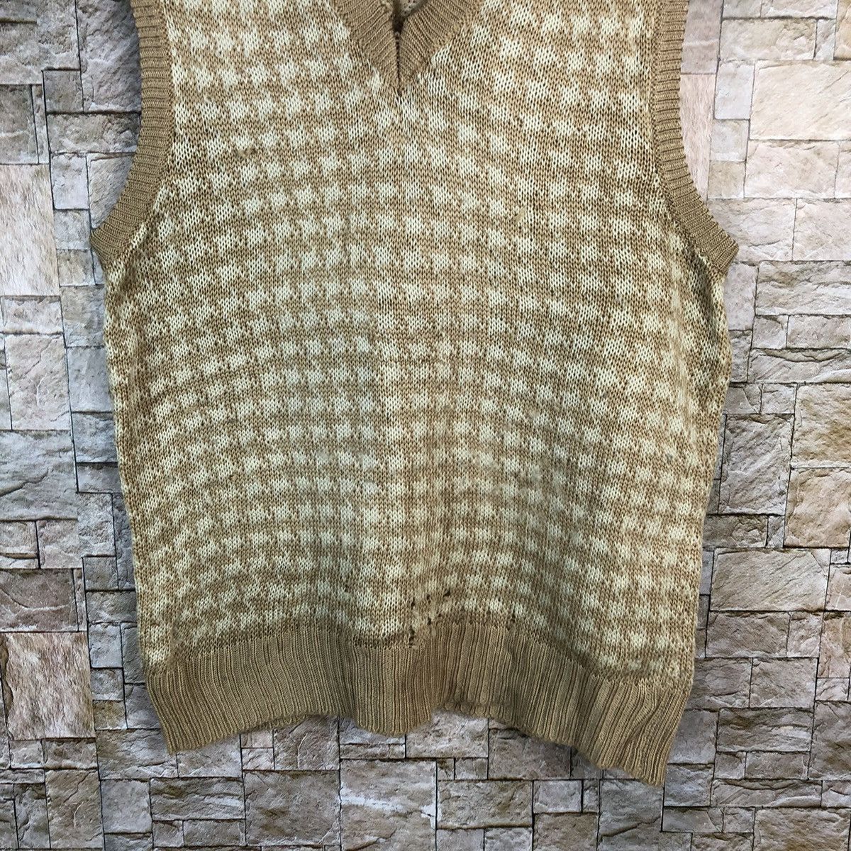Japanese Brand × Vintage Japan vintage Brown Vest knitwear #A825 Size S / US 4 / IT 40 - 6 Thumbnail
