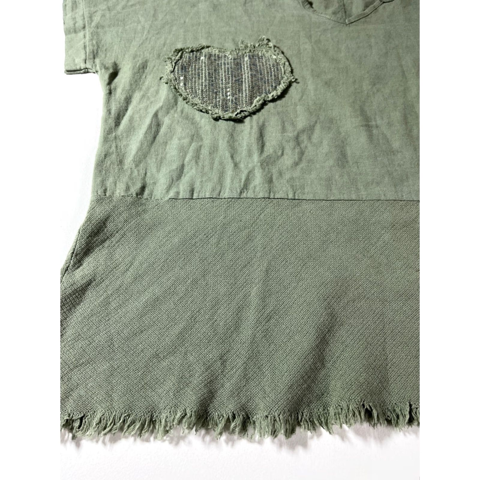 Vintage VINTAGE The Lino Lounge Women's Sleeveless Top Blouse One Size Green Bohemian Linen Blend Italy Heart Patch Size ONE SIZE - 6 Thumbnail