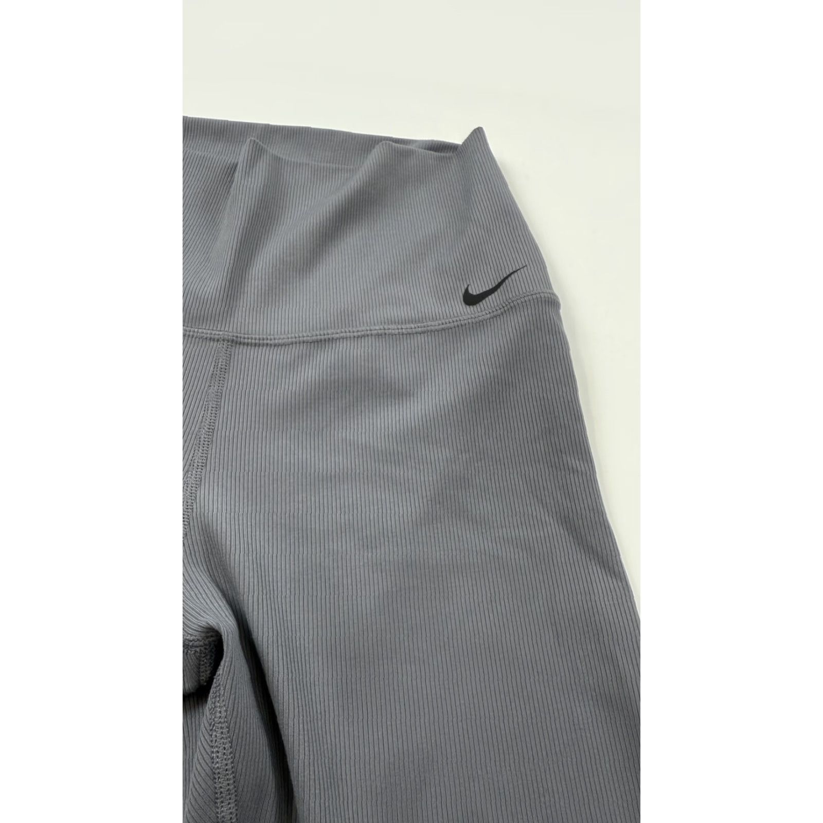 Nike Nike Dri-Fit Pants Womens Medium Gray Ribbed High Waist Stirrup Tights BV4568-056 Size 32" / US 10 / IT 46 - 4 Thumbnail