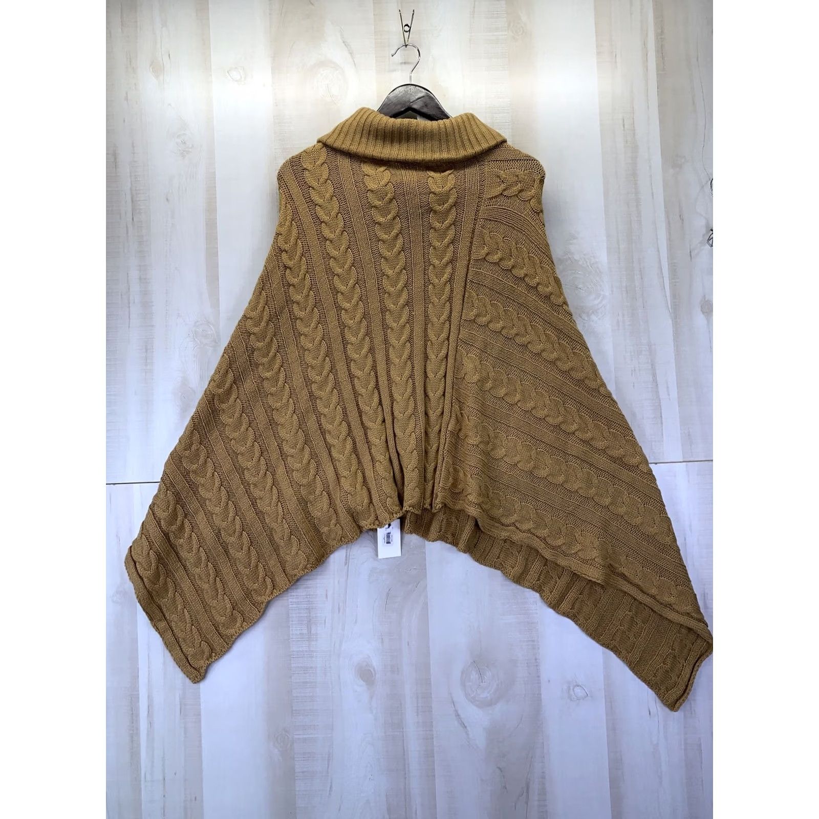 Vintage Hadley Wren Marissa Knit Gold Poncho Womens One Size-10044 Size ONE SIZE - 2 Thumbnail