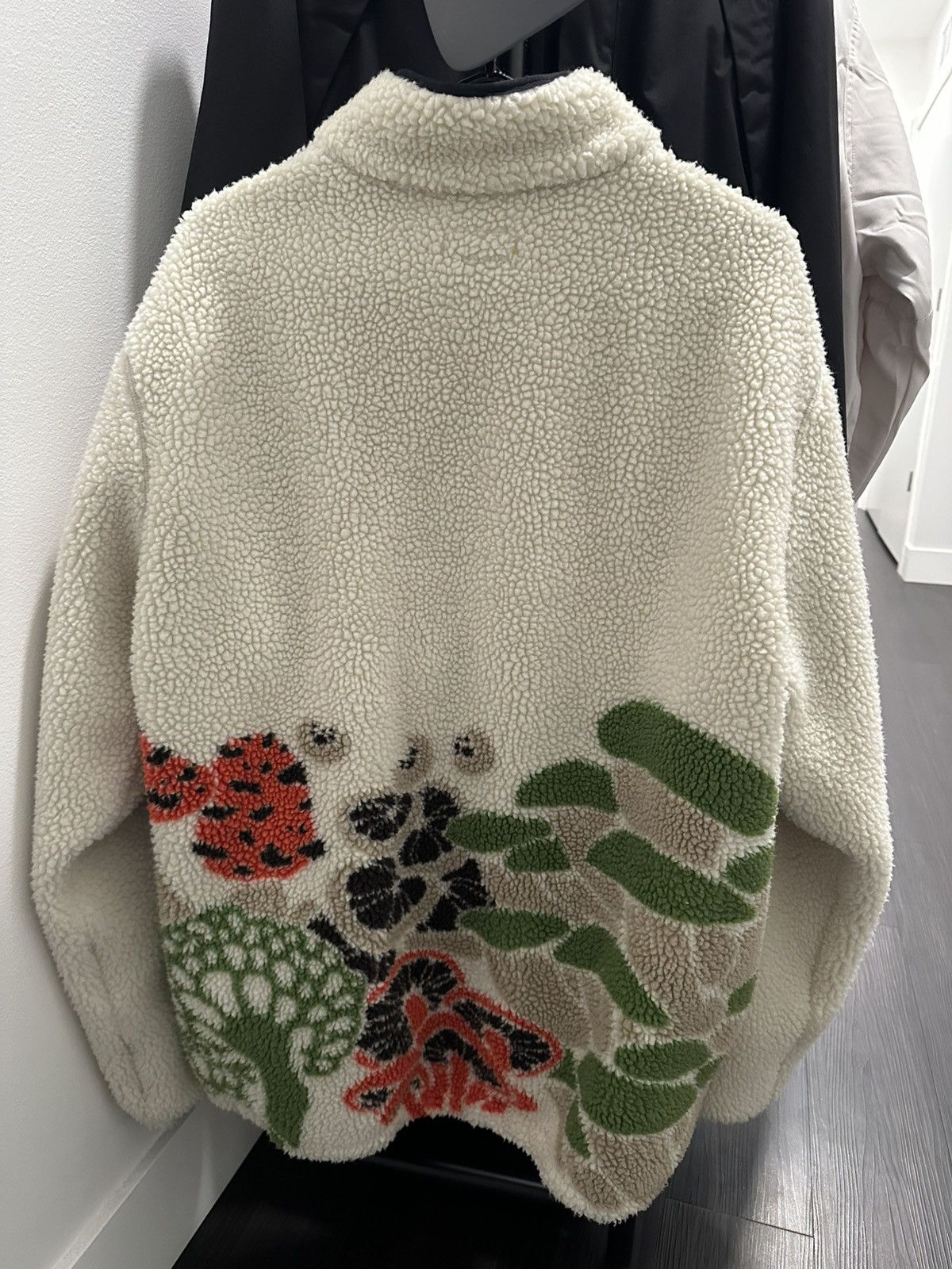 Market Market Mycology Sherpa Fleece Jacket Cream sz XL Size US XL / EU 56 / 4 - 5 Thumbnail