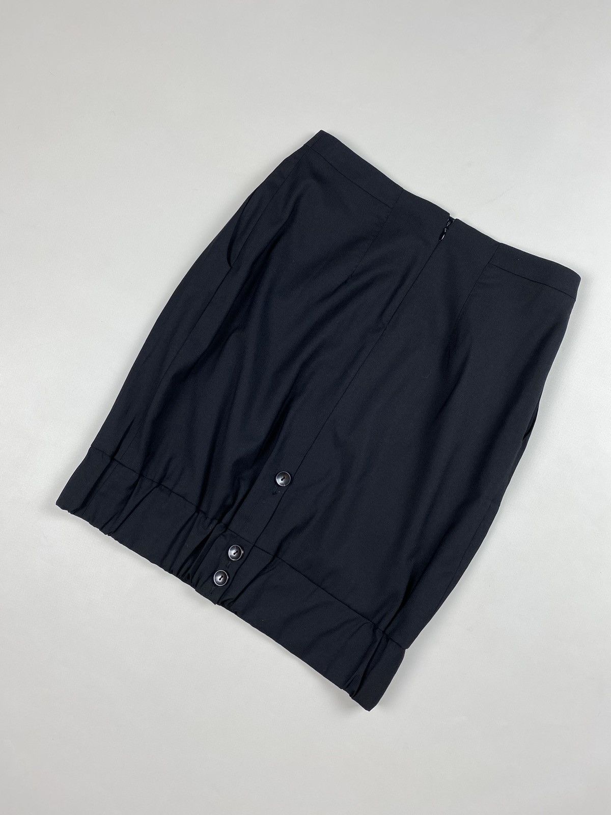 Viktor & Rolf Viktor & Rolf ladies wool pencil skirt size 42 / Xl Size 28" / US 6 / IT 42 - 21 Thumbnail