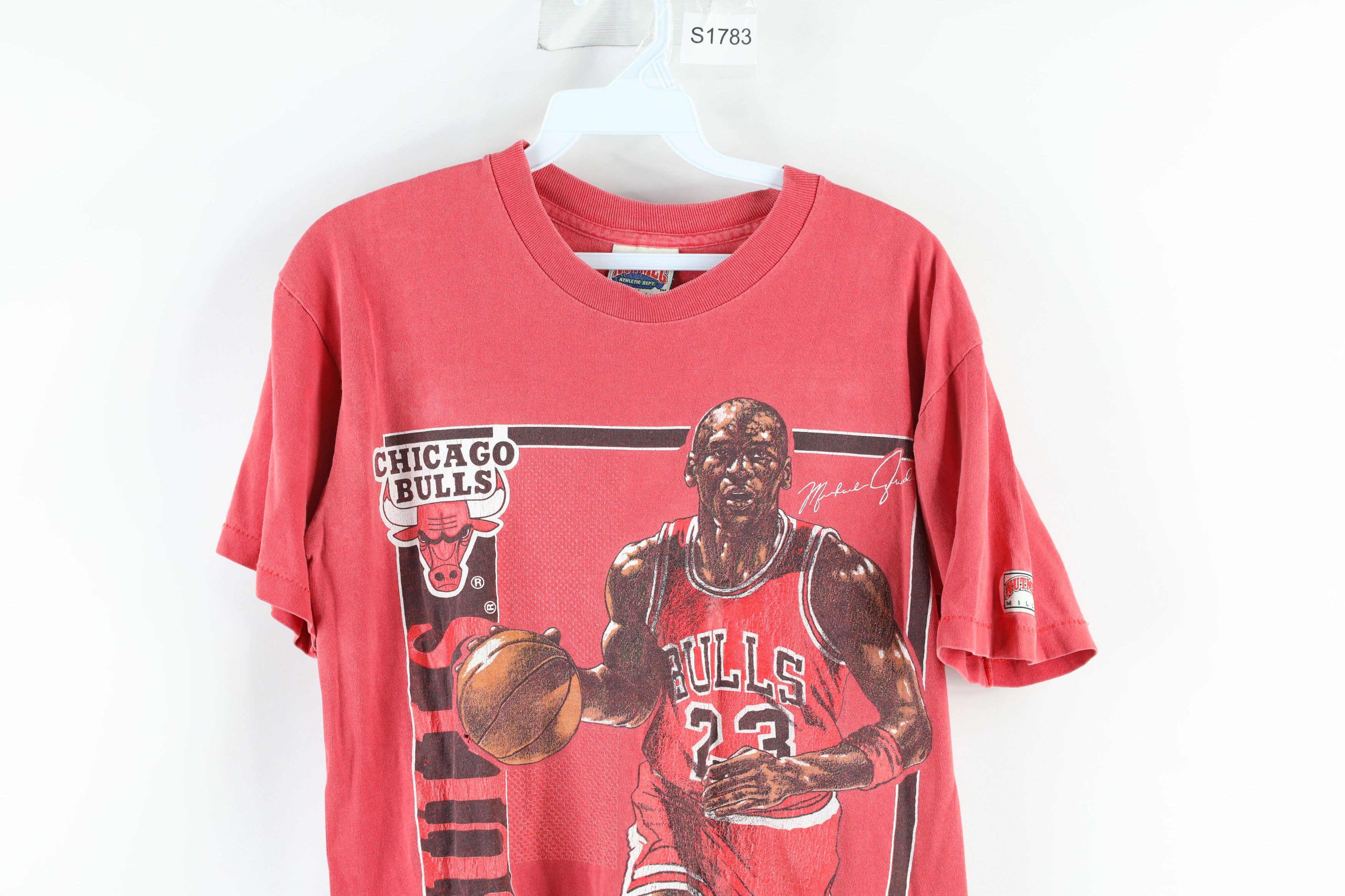 Vintage Vintage 90s Jordan Chicago Bulls Basketball T-Shirt USA Size US M / EU 48-50 / 2 - 2 Thumbnail