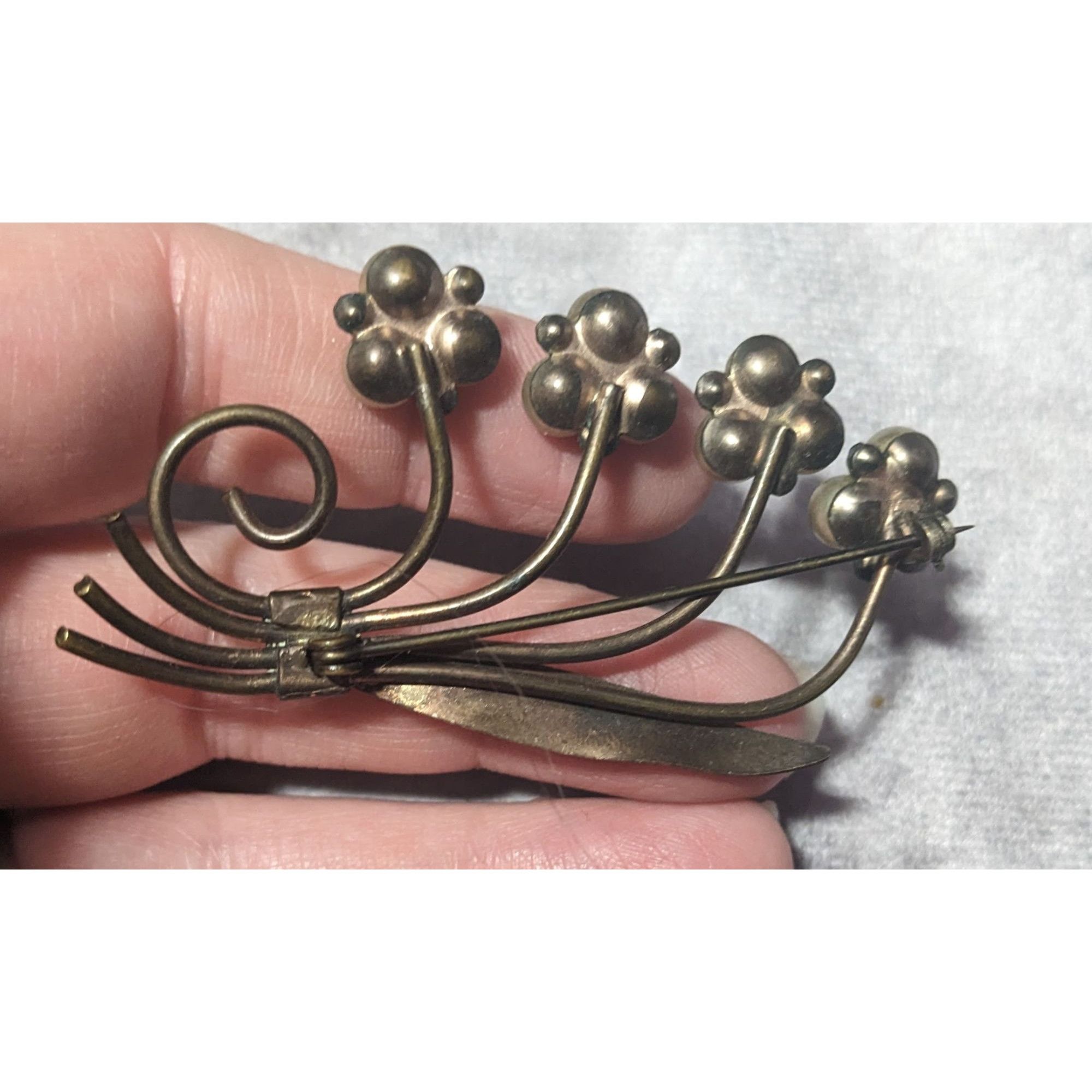 Other Vintage Floral Gold/Silver Tone Faux Pearl Rhinestone Floral Size ONE SIZE - 6 Thumbnail
