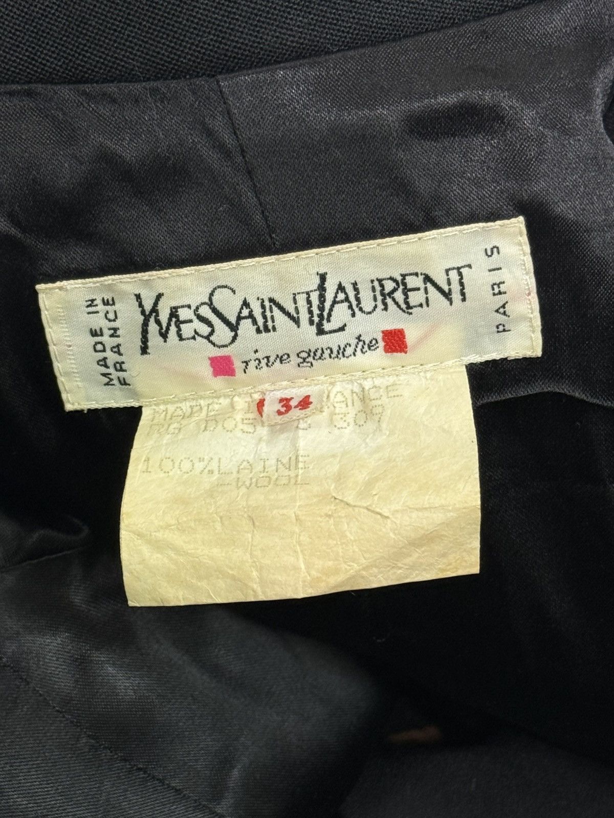 Yves Saint Laurent 80s Yves Saint Laurent Rive Gauche Satin Collar Blazer 34 Size XXS / US 00 / IT 34 - 9 Thumbnail