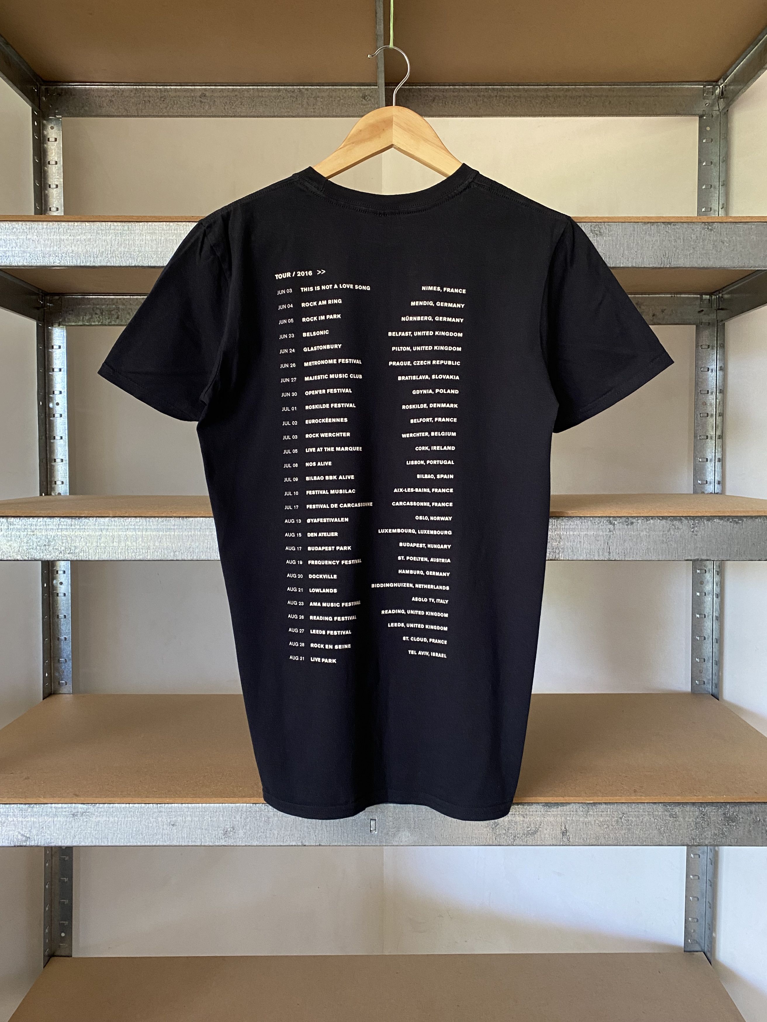 Band Tees Vintage 2000s Foals Hand Of God Rock Band T-shirt Size US M / EU 48-50 / 2 - 2 Thumbnail